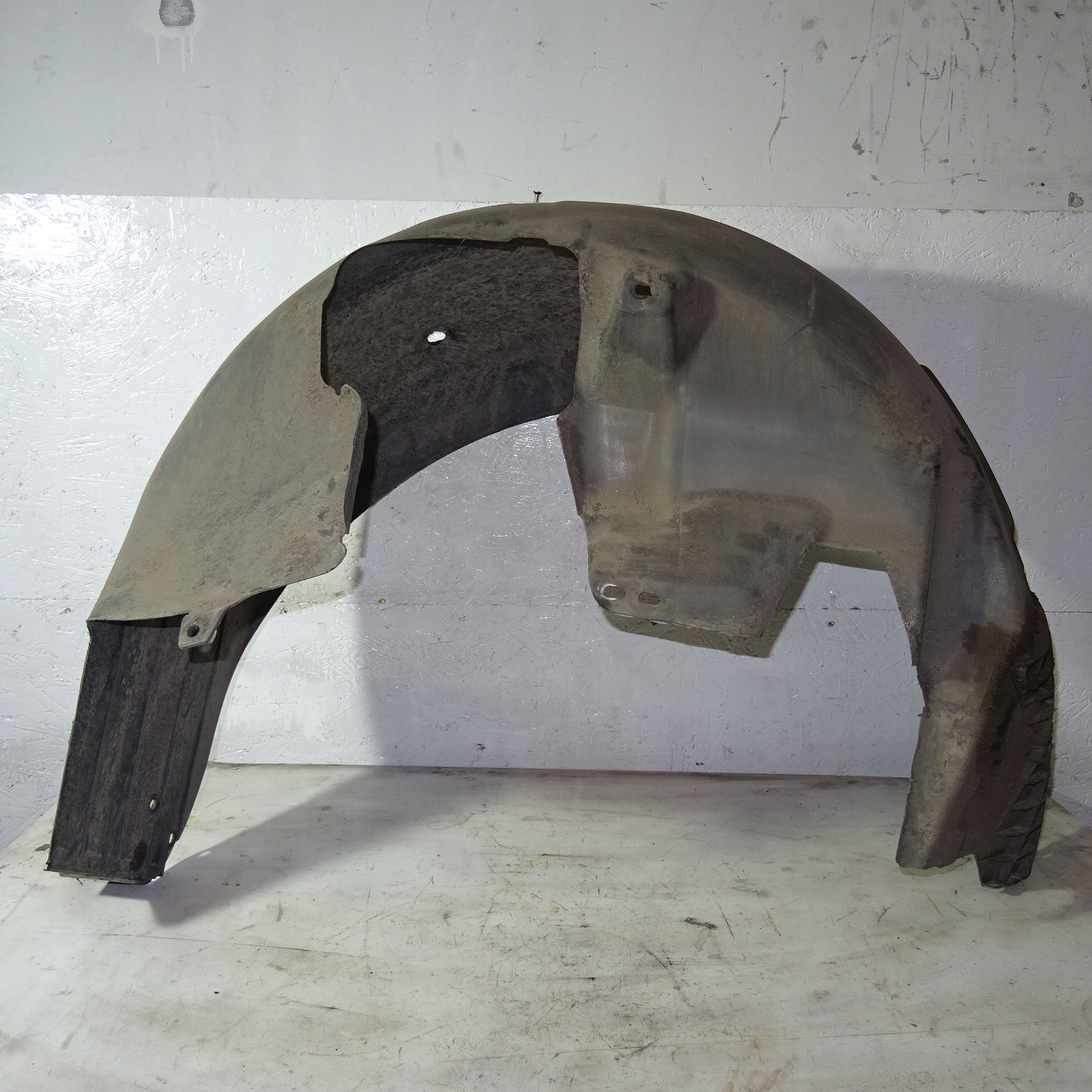 OPEL INSIGNIA A KOMBI mudguard rear part right 22816845