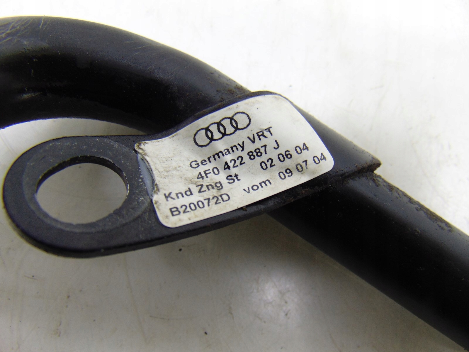 MAGISTRALA vode AUDI A6 C6 4.2 FSI V8 4F0422887J