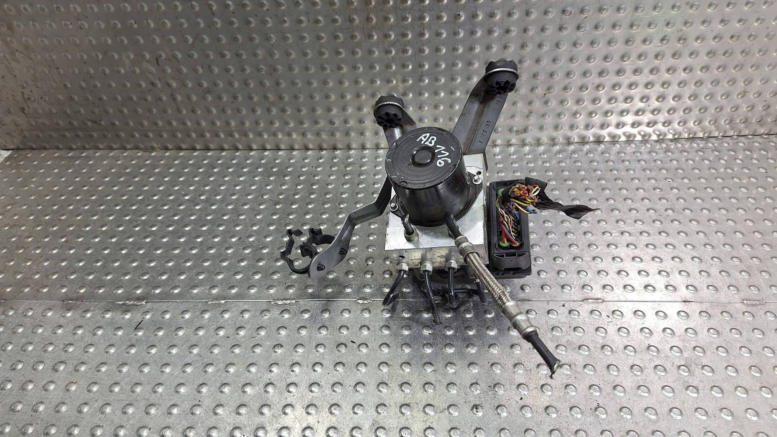 pump control unit ABS 6791486 6791487 0265950767 BMW Z4 E89