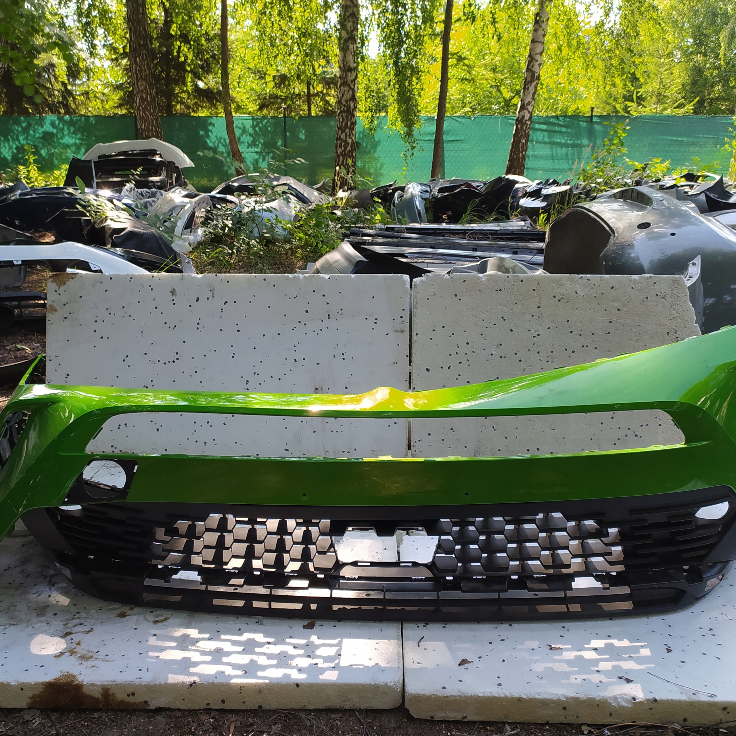 bumper front front Opel Mokka b Matcha Green