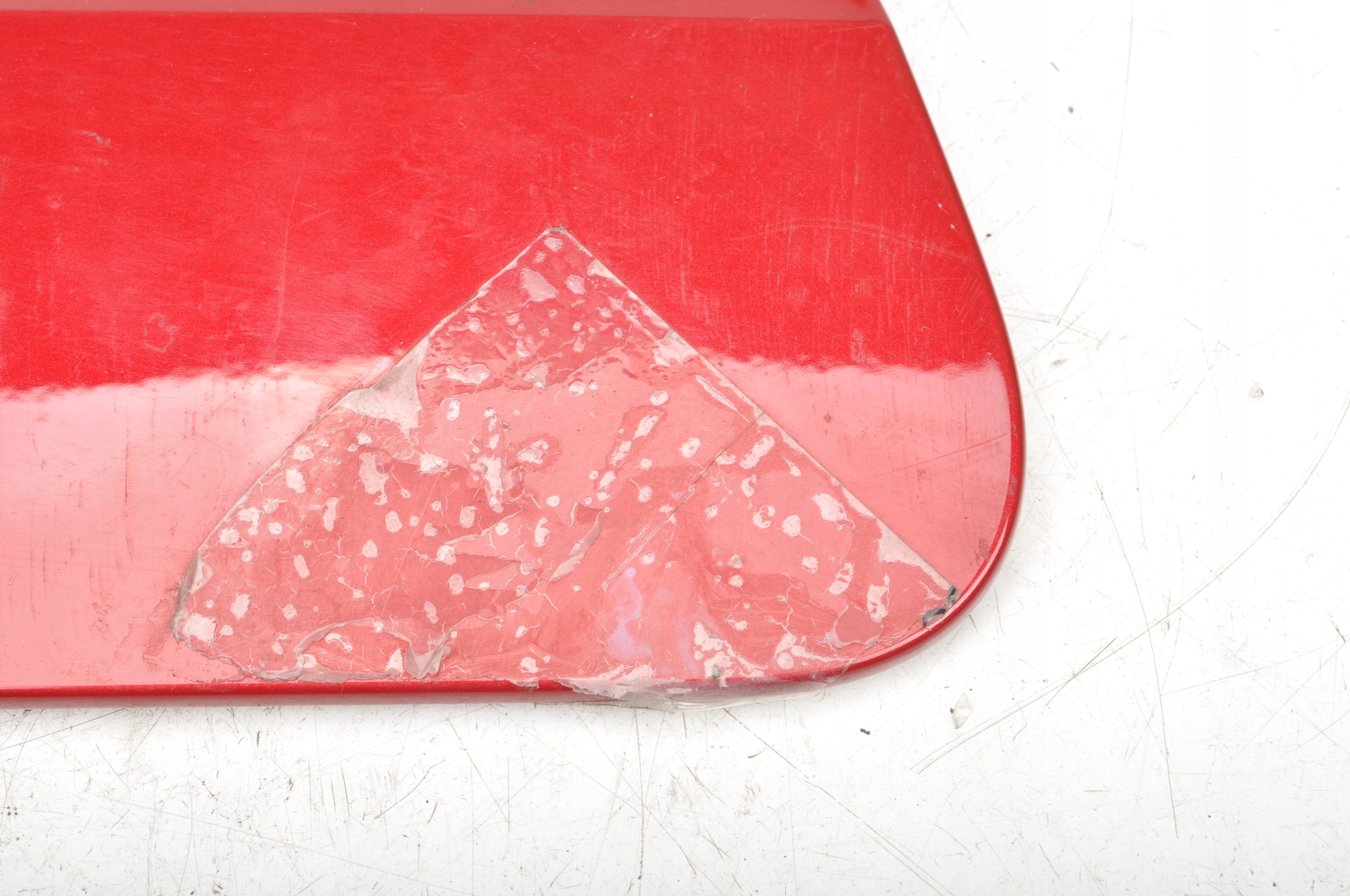 PEUGEOT 3008 II KLAPKA WLEWU PALIWA Part number 981014668A