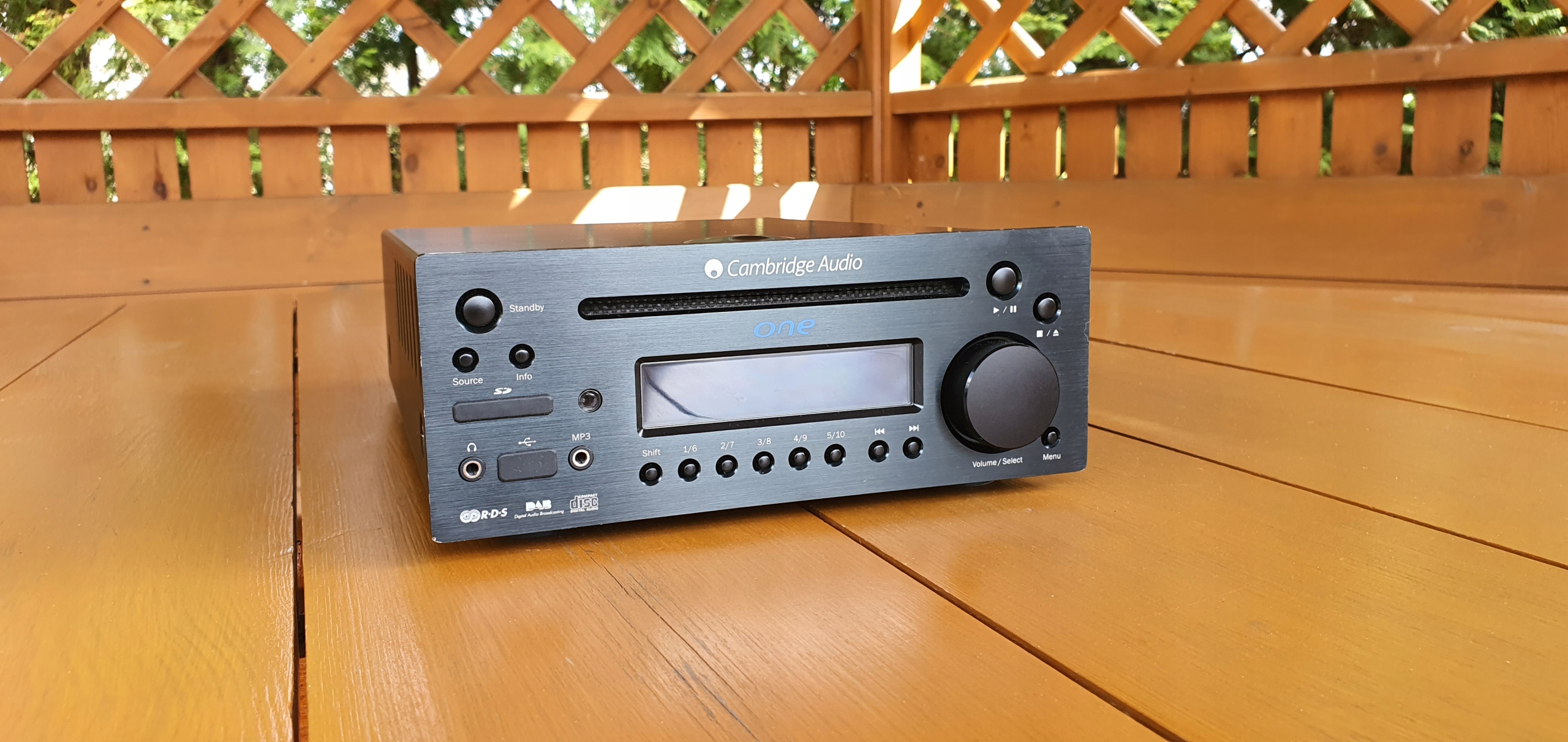 Cambridge Audio One DX1 + Stacja Ipad DD-30