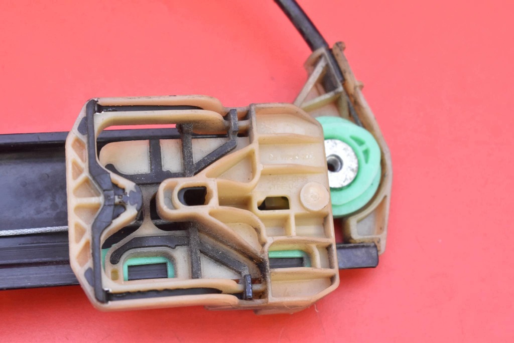 window regulator left front EU 8K0837461D AUDI A4 B8 LIFT 11-16