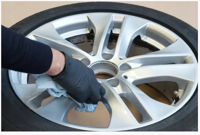 MOTIP SPRAYPLAST GUMA W SPRAYU FOLIA BEZBARWNA Rodzaj powłoki gumowe