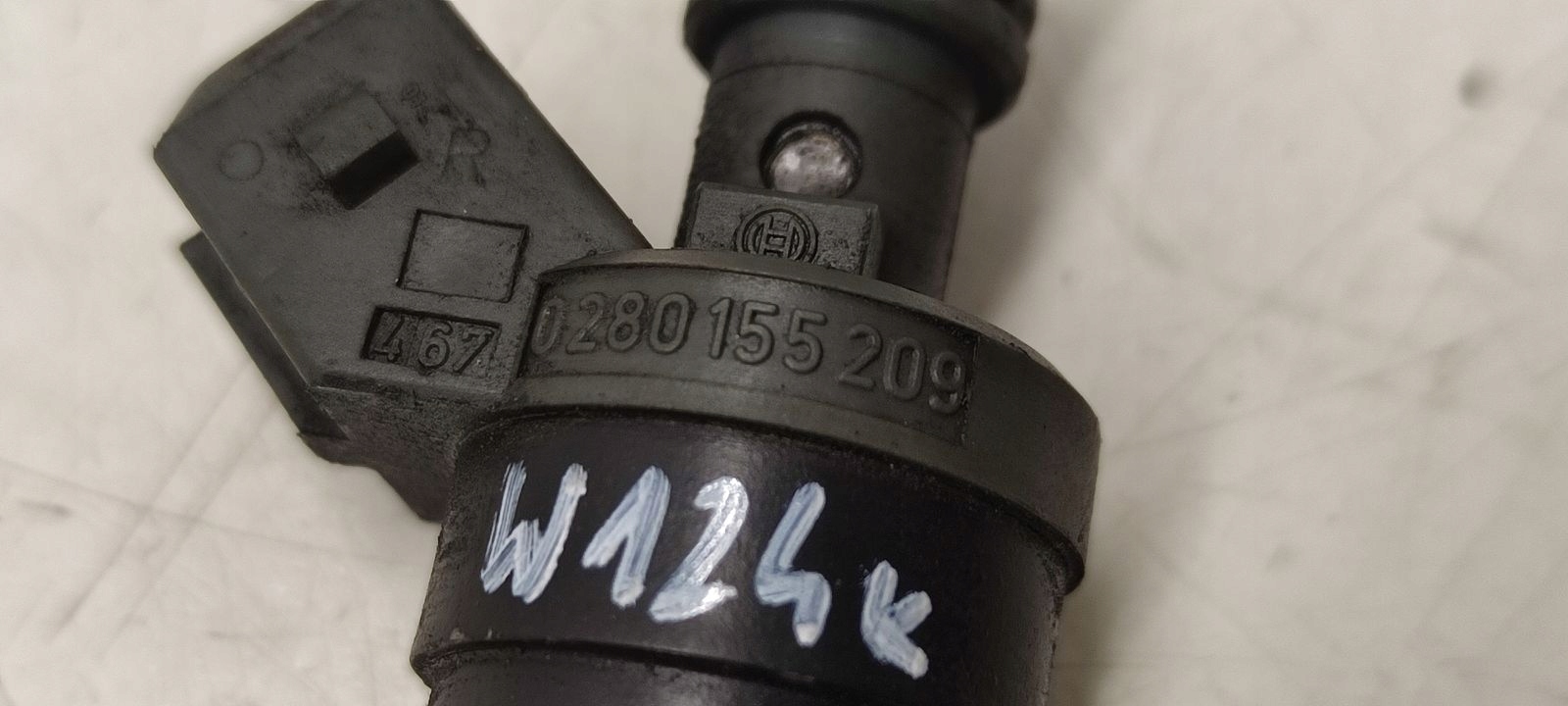 injector Mercedes W124 2,2b