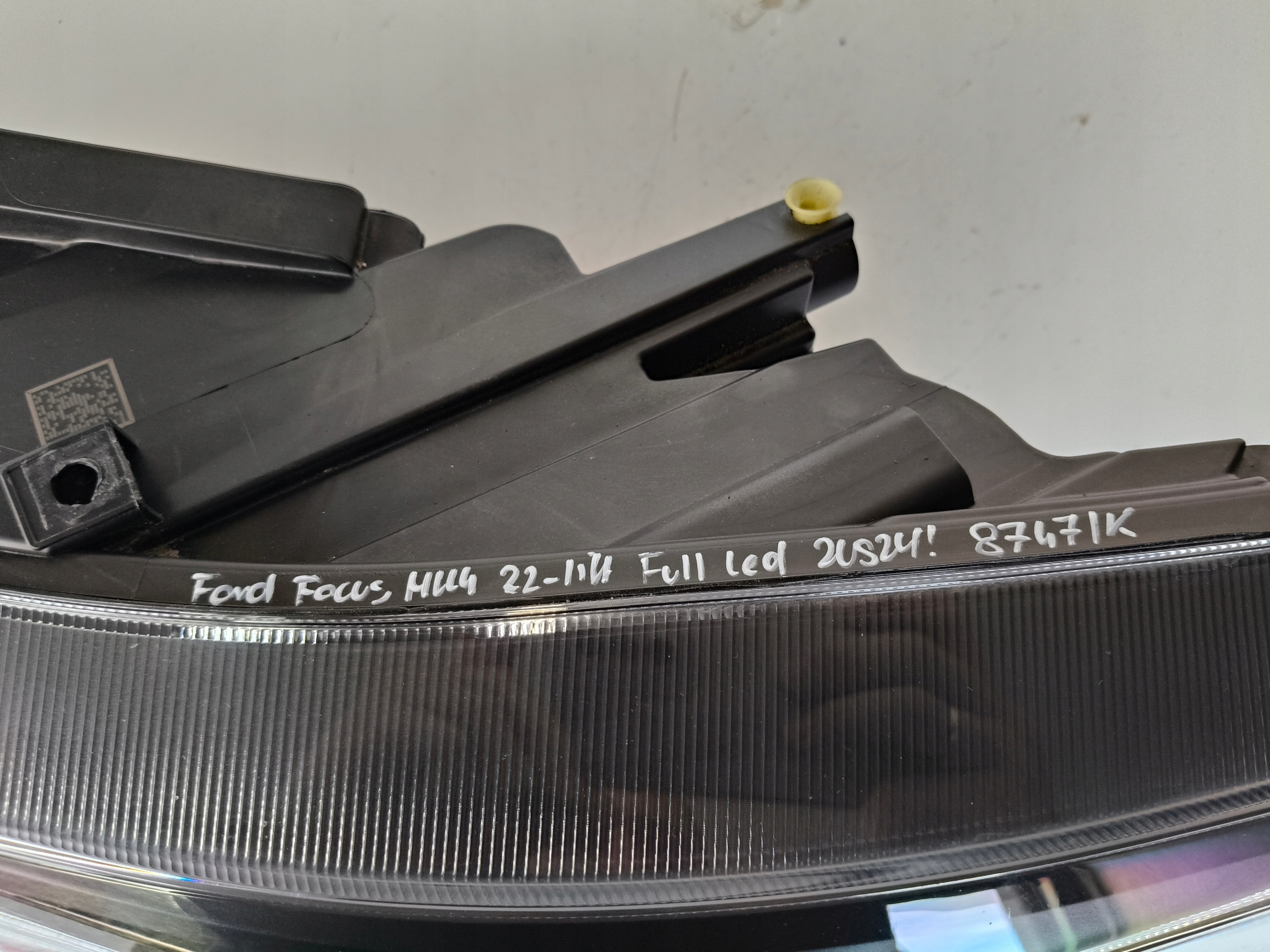 feu gauche REFLEKTOR FORD FOCUS MK4 22- LIFT FULL LED