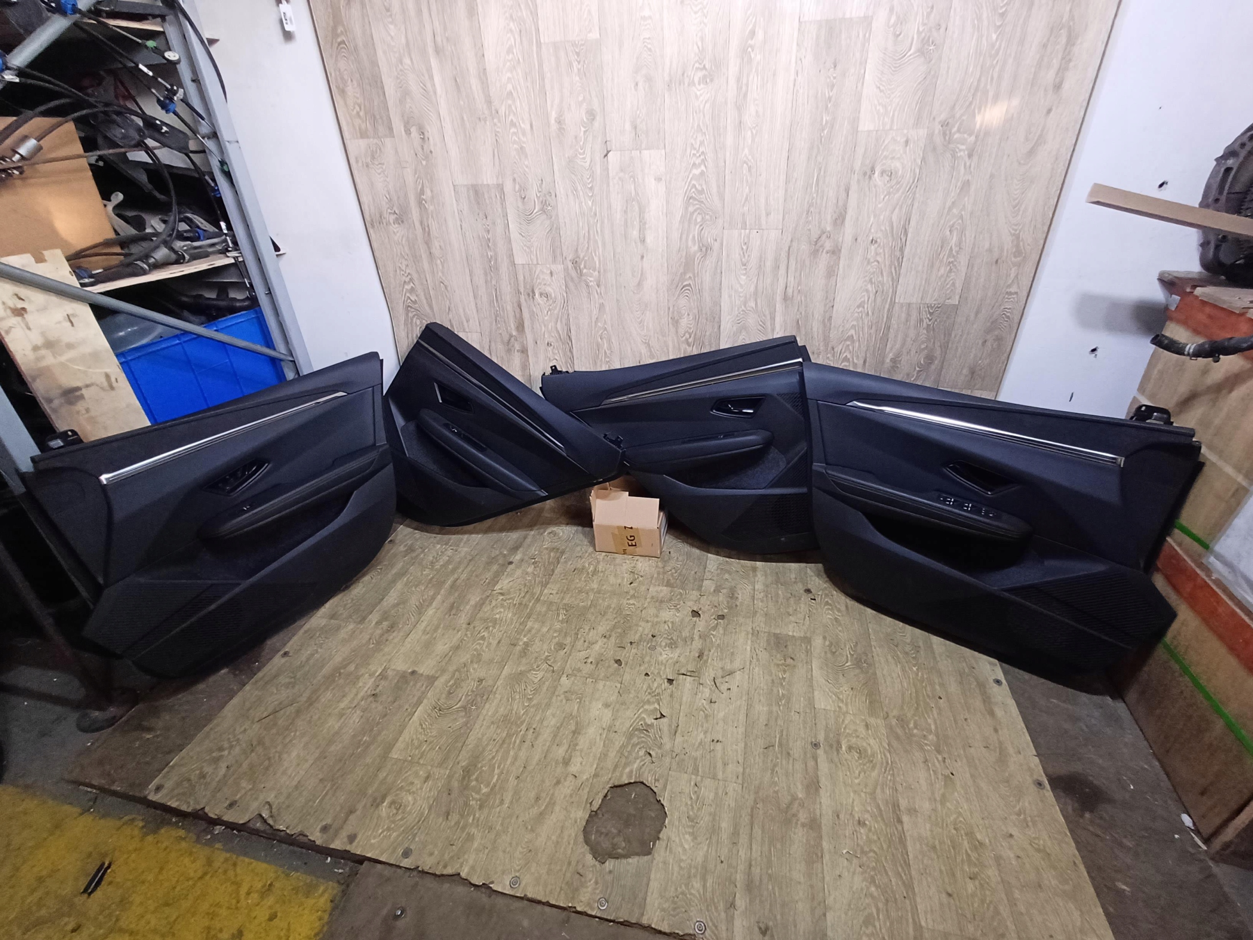 side upholstery door RENAULT MEGANE V E-TECH 2022