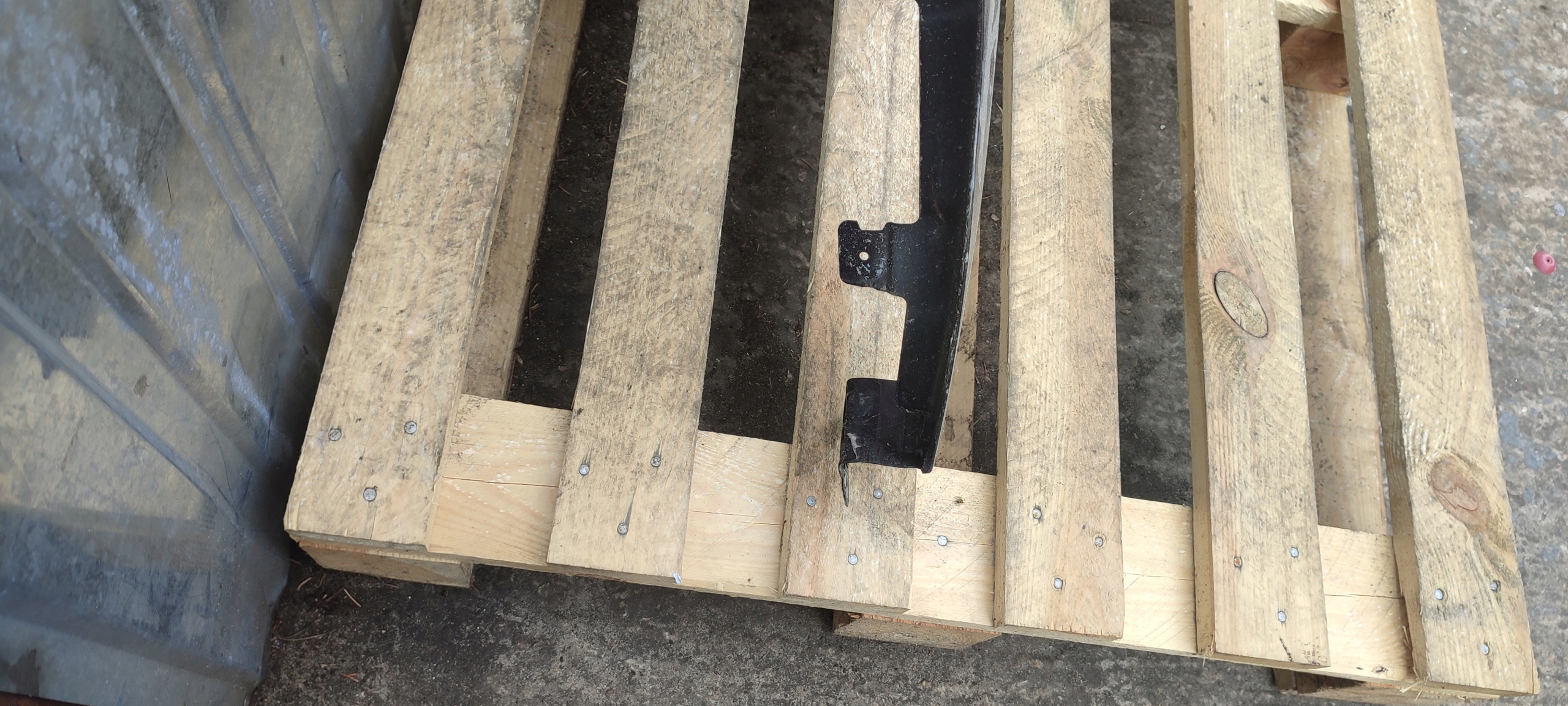 fender right front right front Mercedes GLA 156
