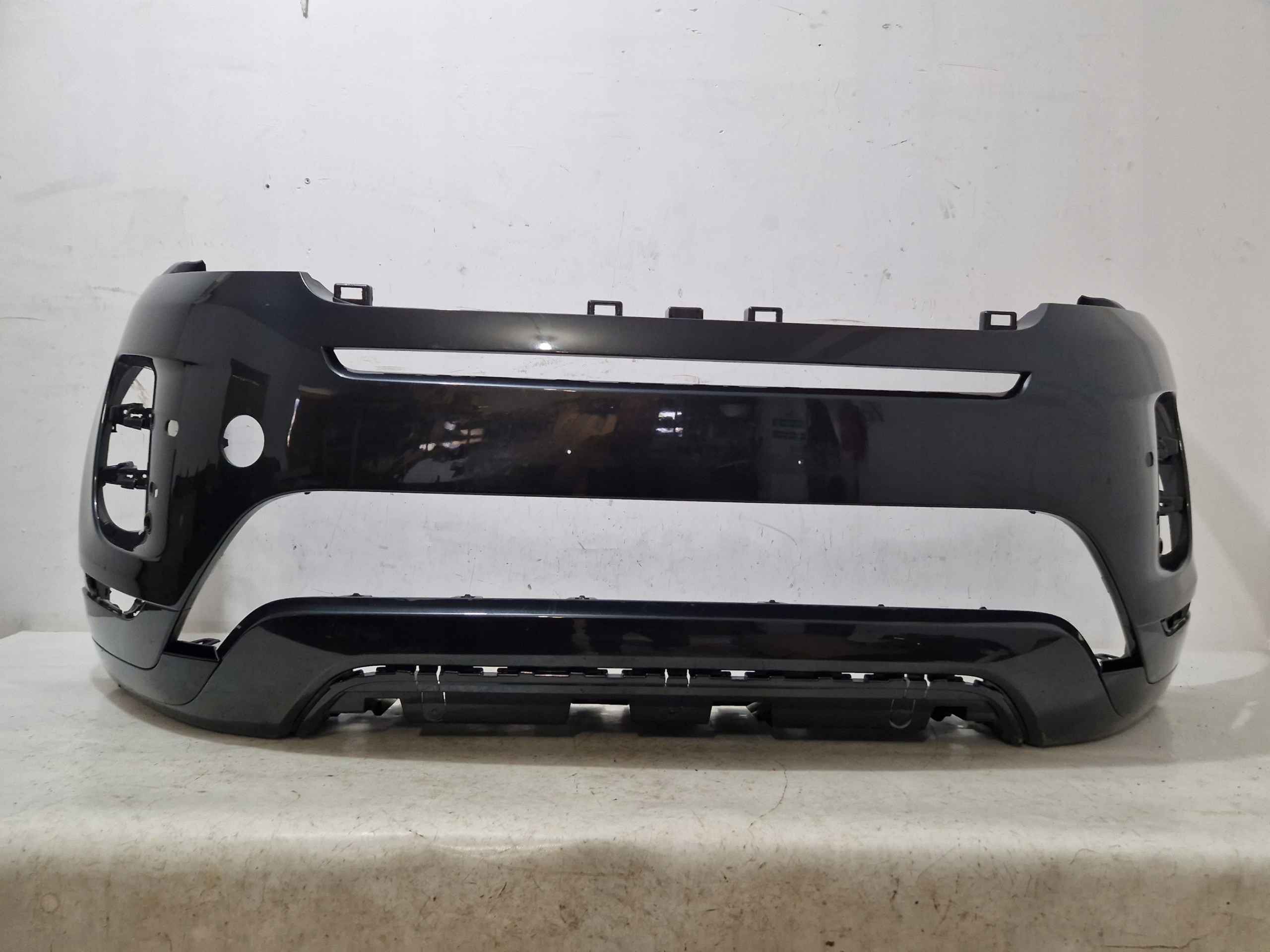 * RANGE ROVER EVOQUE II R DYNAMIC L551 bumper front front K8D217F775BB