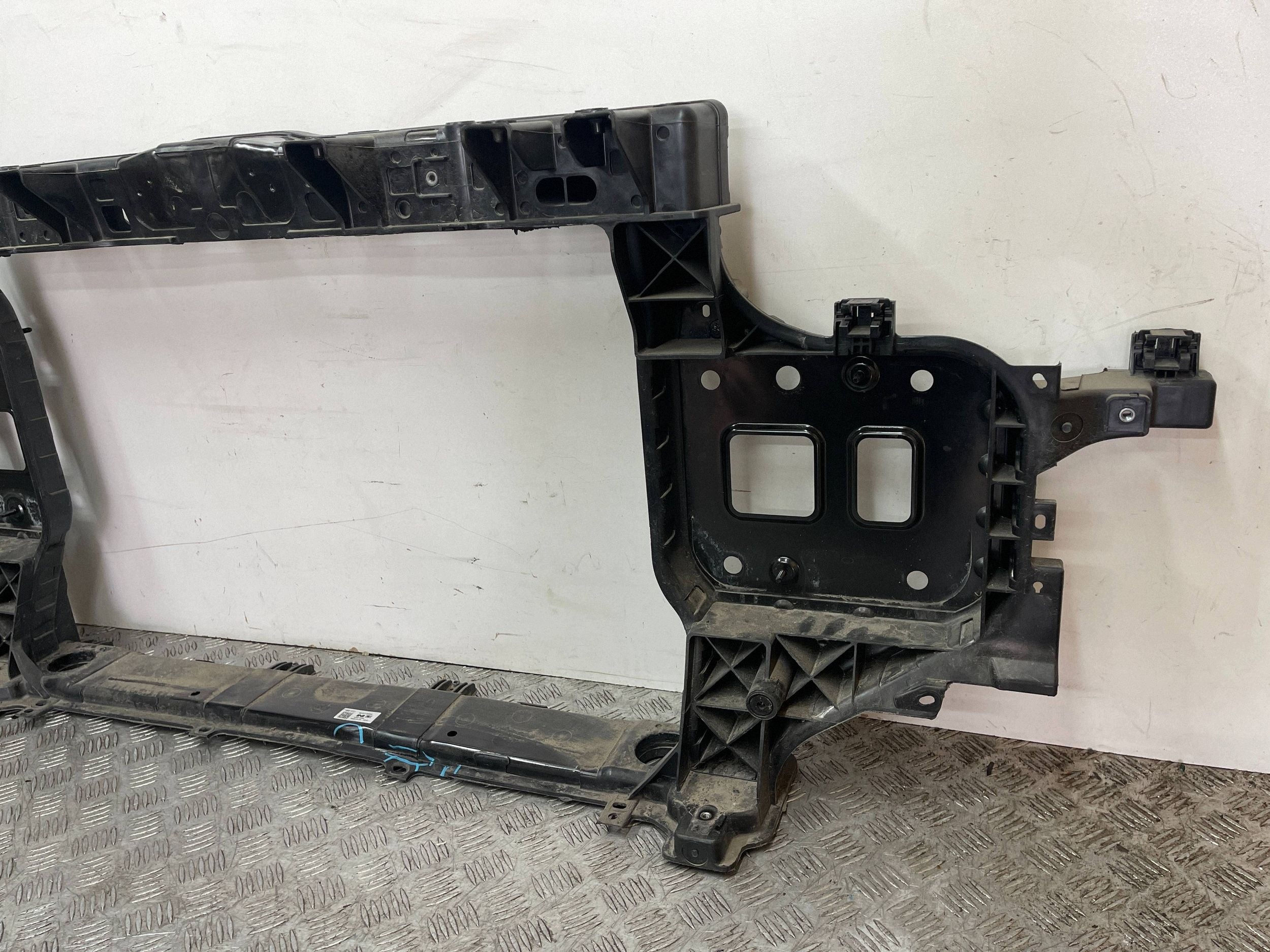 support panel for radiators front pillar HYUNDAI IONIQ 5 V 21- 64101-GI000
