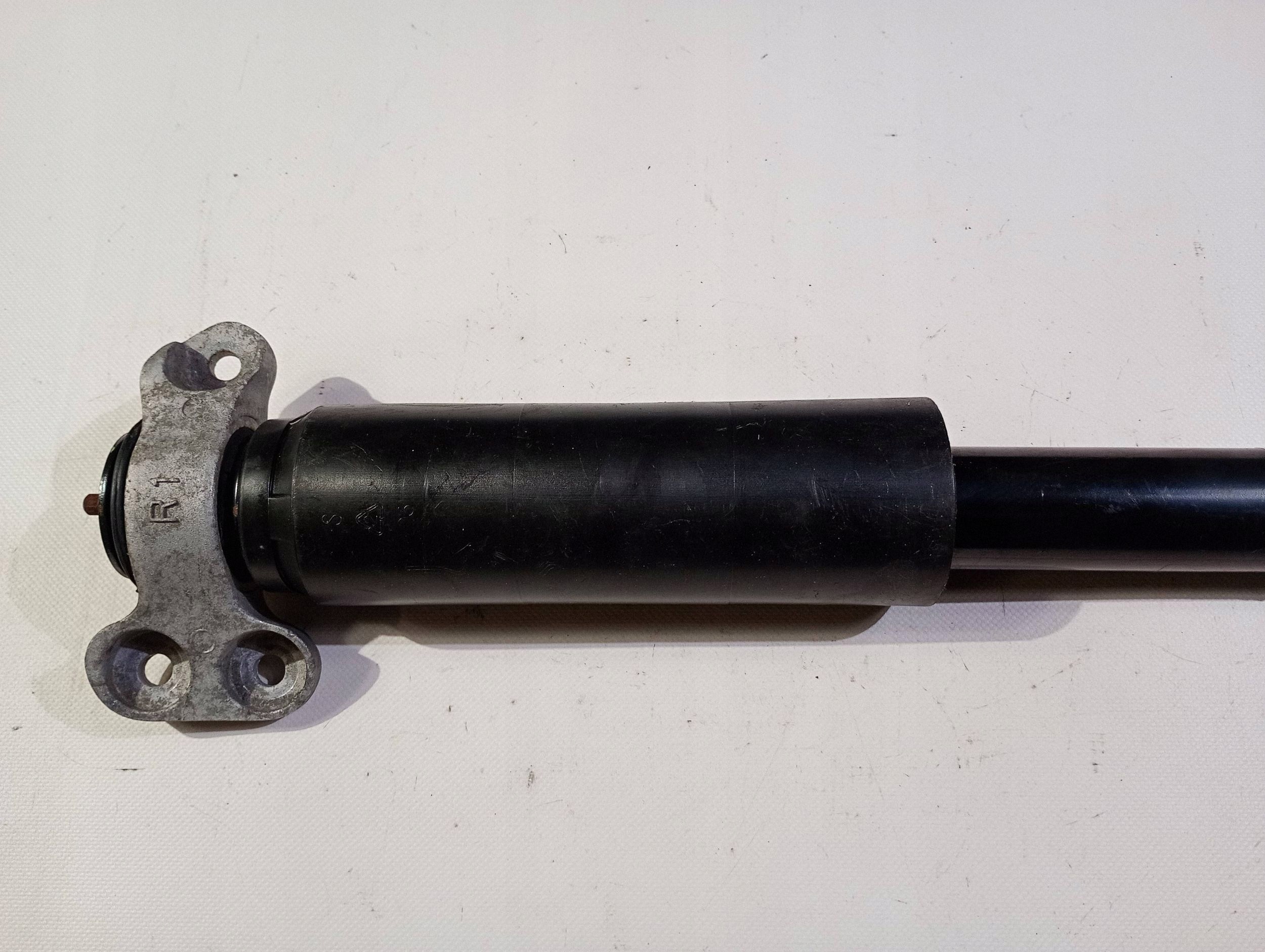 shock absorber rear part right rear right Chevrolet Camaro 2016