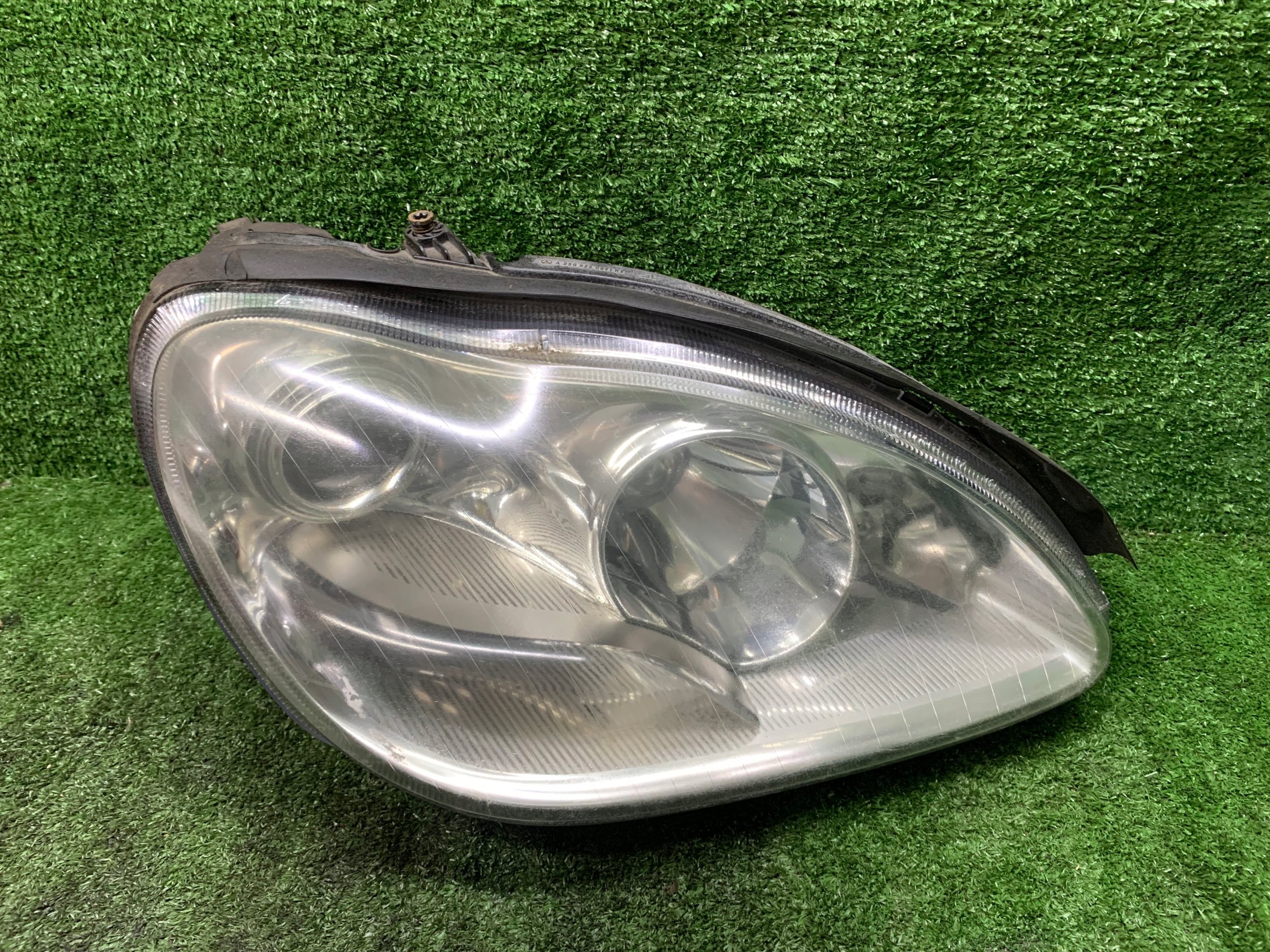 Mercedes S W220 lift reflektor xenon prawy A2208202461