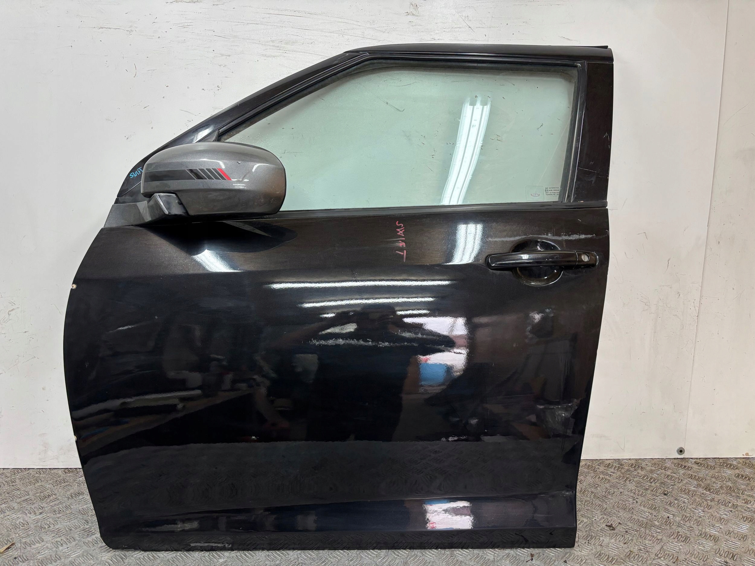 door front front left SUZUKI SWIFT MK7 10