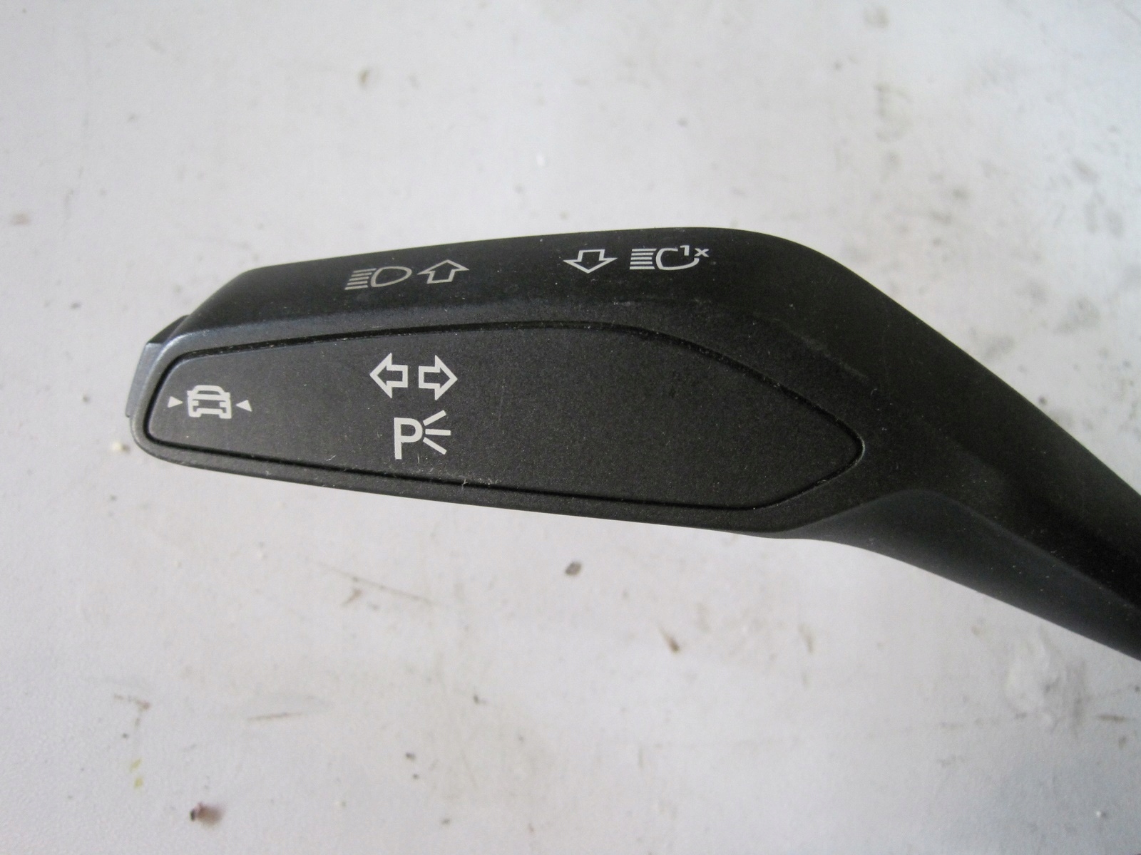 DEVIO LUCI TERGICRISTALLO TERGI DEVIO LUCI DEVIO AUDI A1 82A 82A953521FL