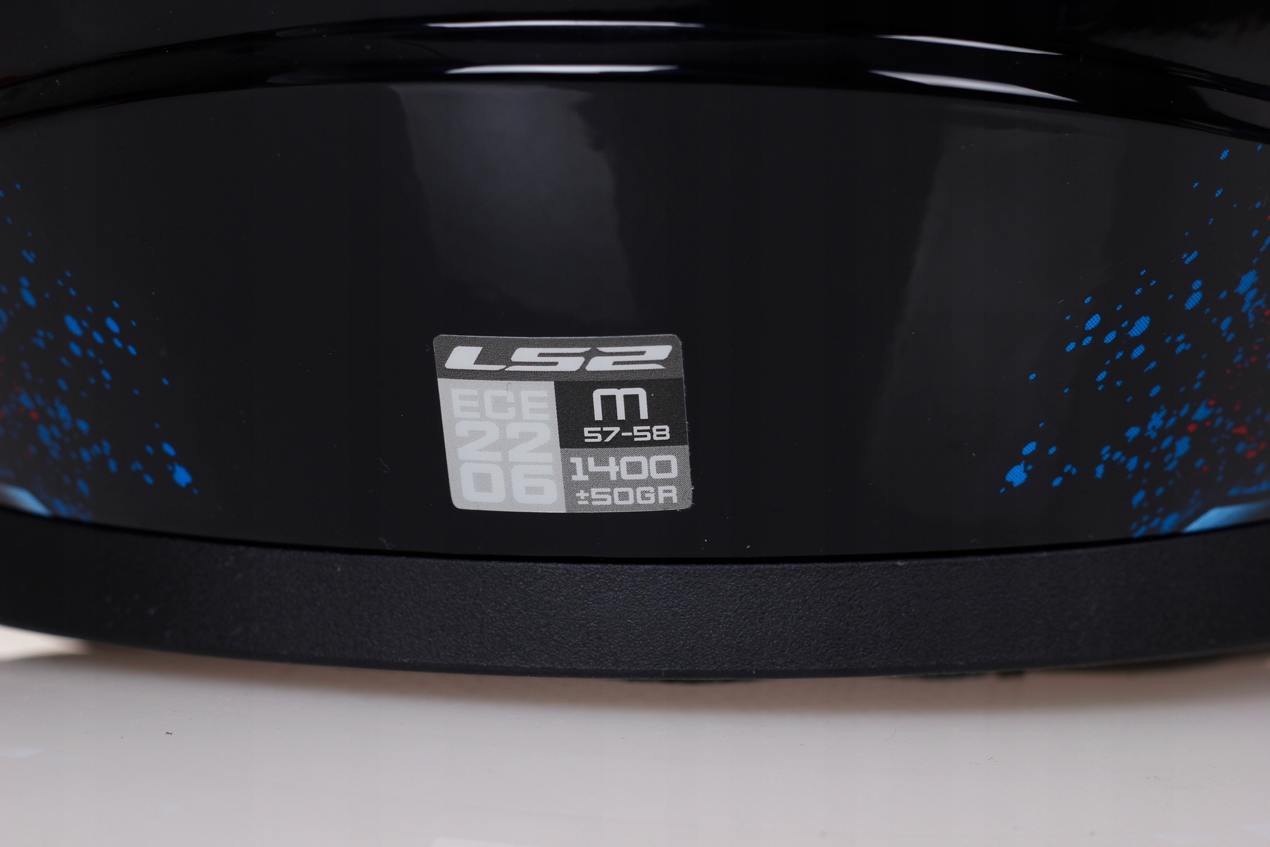 KASK MOTOCYKLOWY LS2 FF353 RAPID II HAPPY DREAMS INTEGRALNY Rodzaj lakieru błyszczący