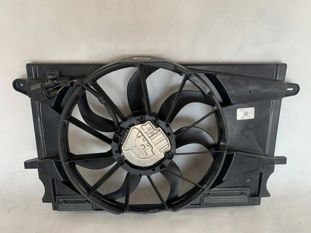 Opel Astra K V 15r ventilátor chladiče 2015