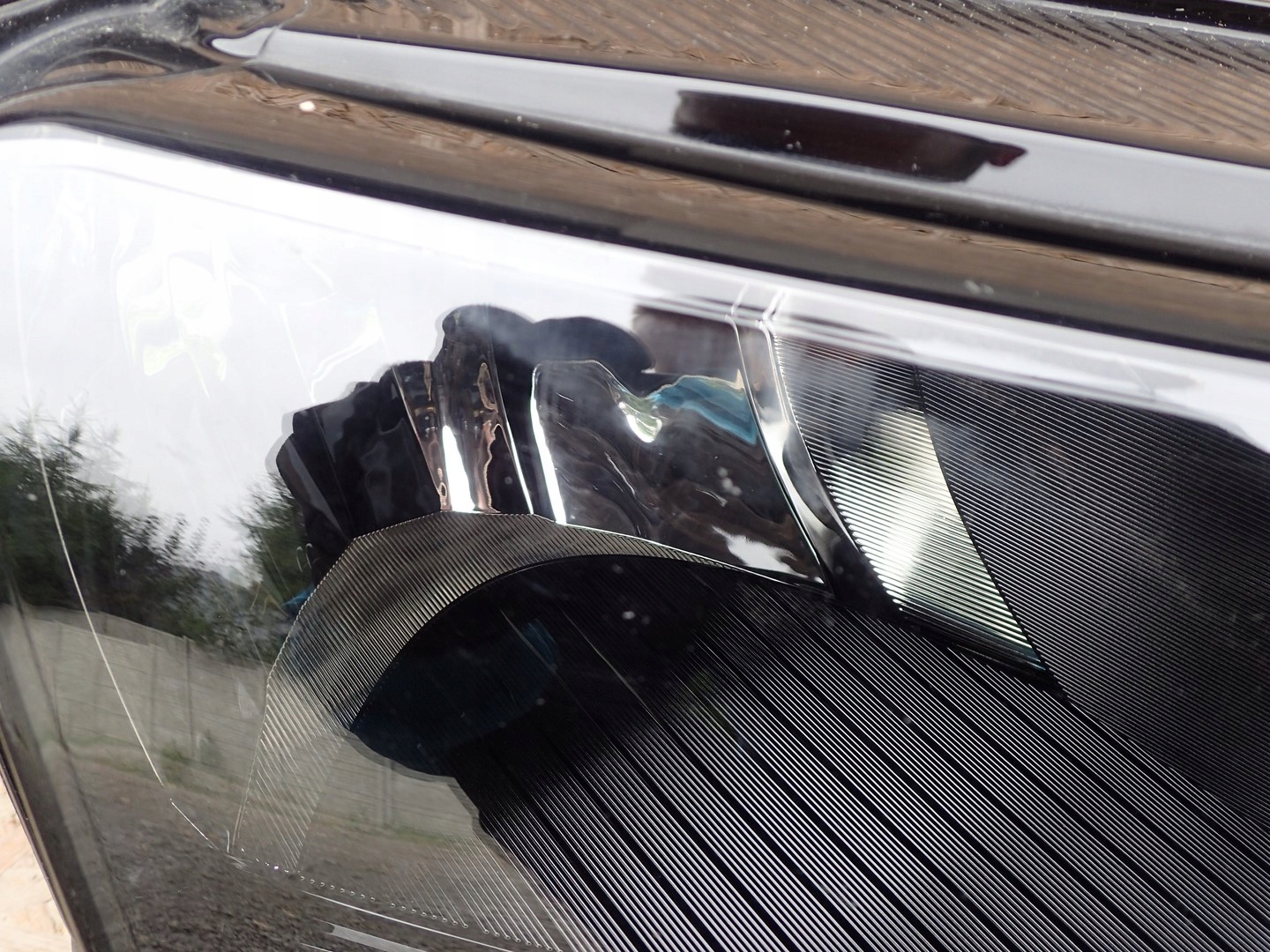light right REFLEKTOR right SKODA KAROQ 57B941016A