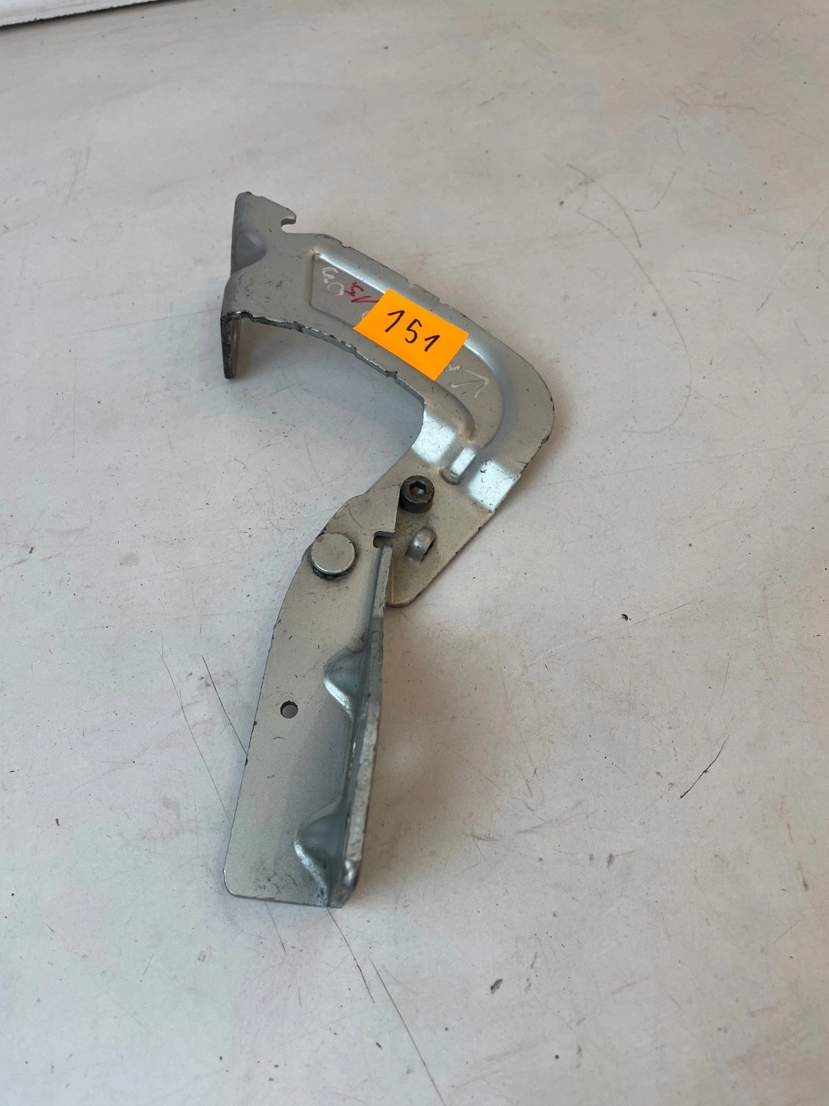 hinge bonnets front front left Renault Kangoo and