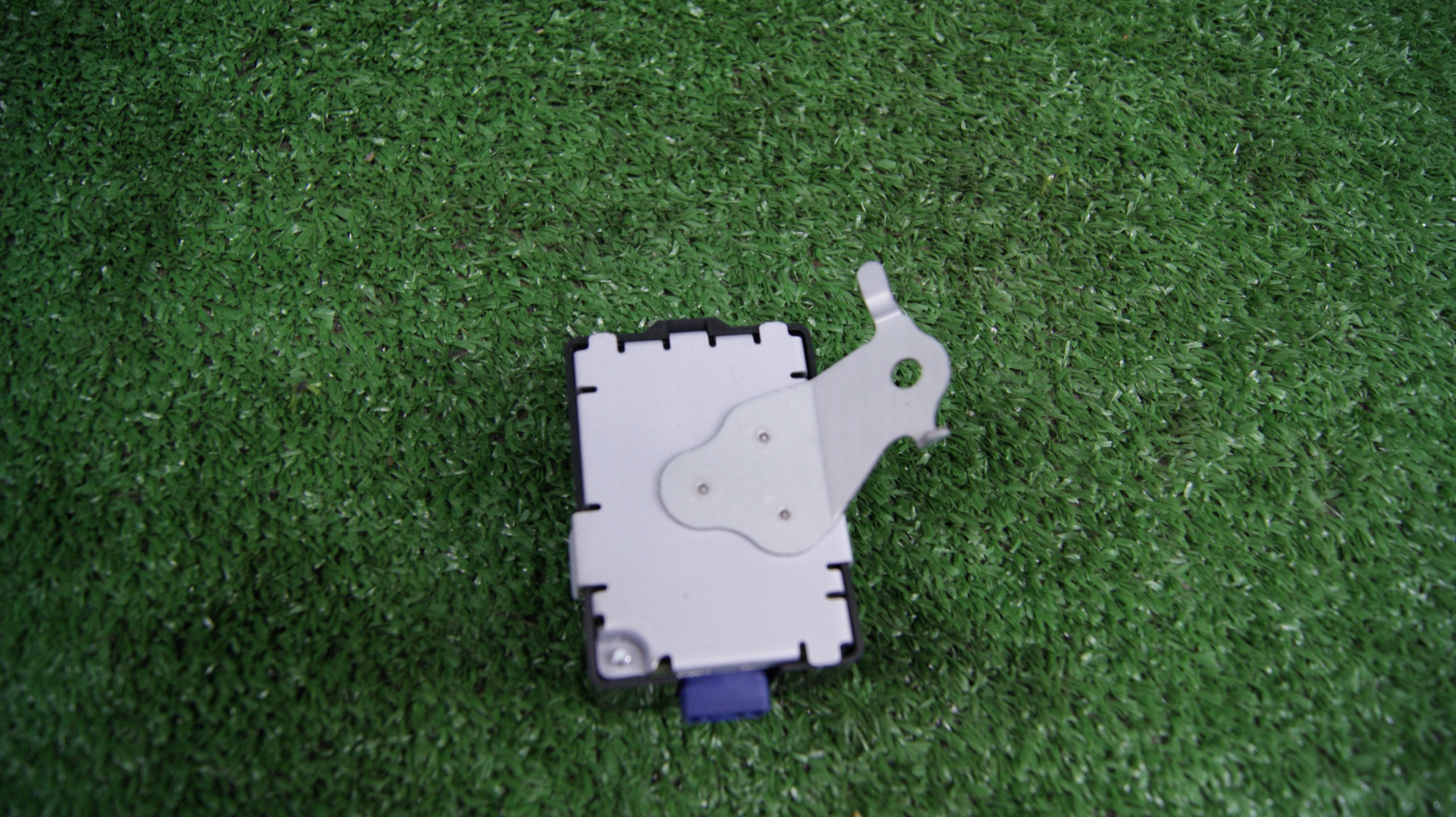 module control unit door TOYOTA YARIS 3 89740-0D010