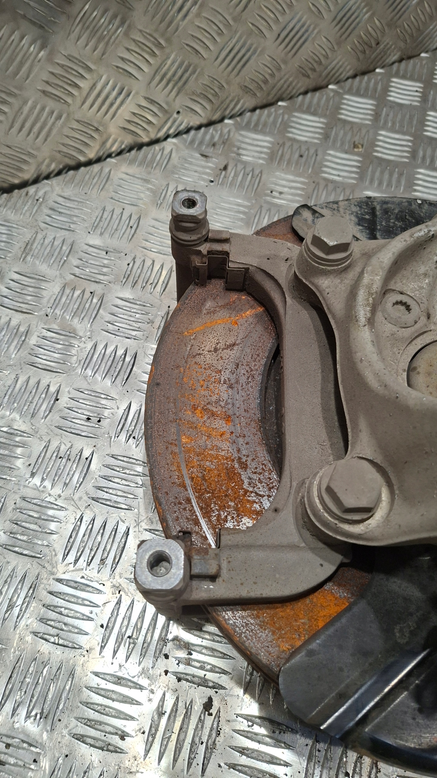 swing right front VW ID.4 PRO 128KW