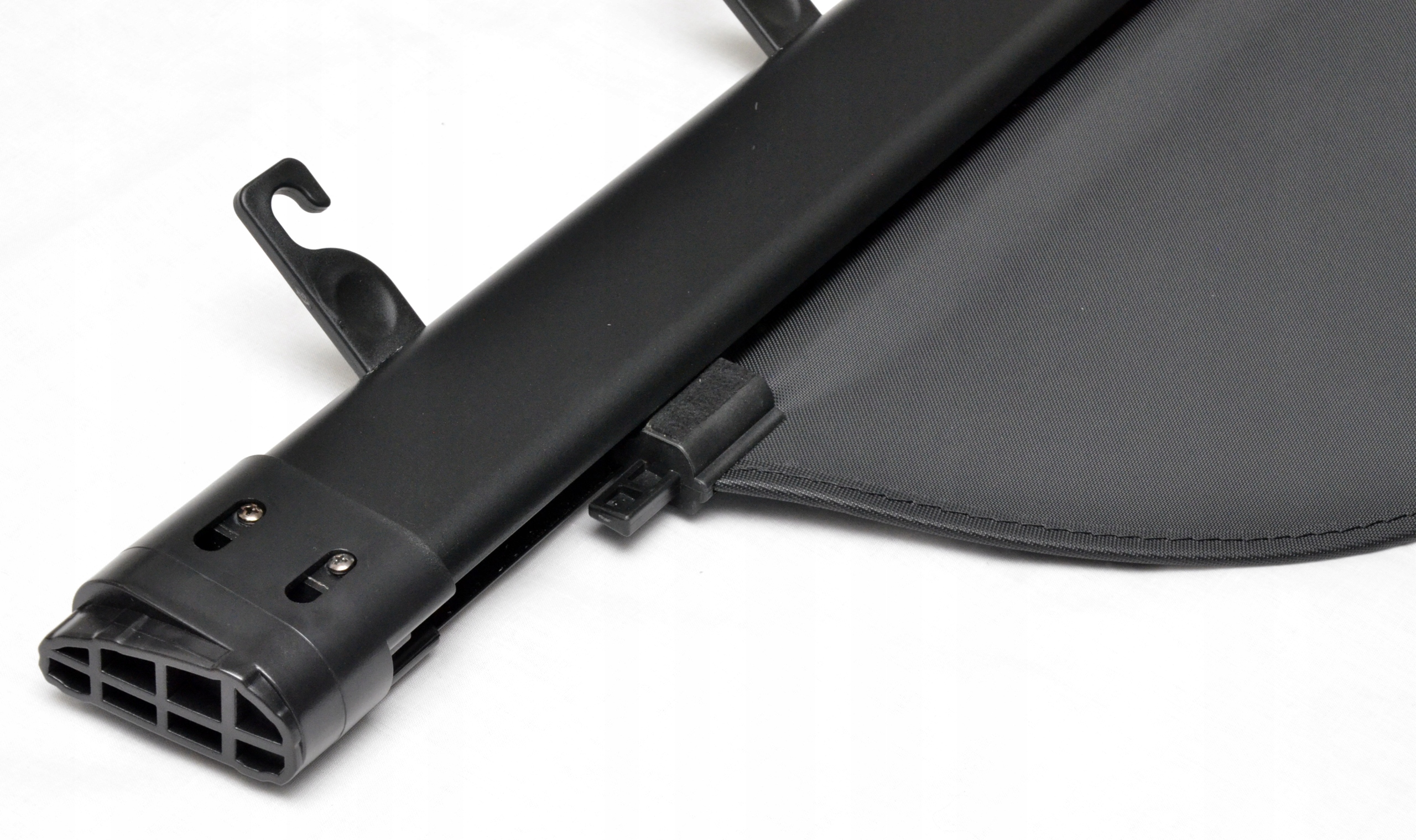 ролета багажника PORSCHE Cayenne II 92A 2010-2017 черный