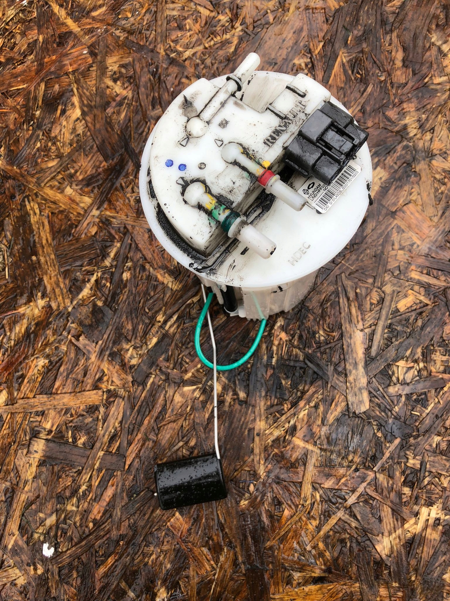 feed pump LATITUDE 2.0 DCI 172020037R