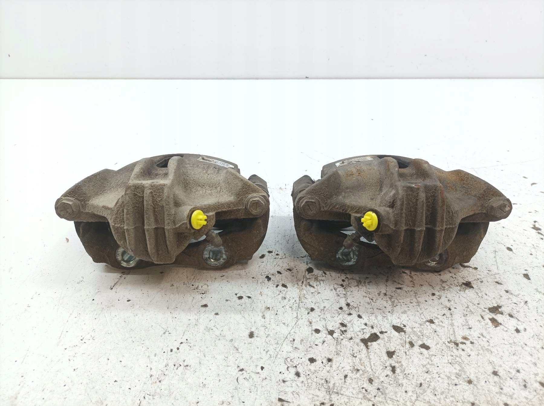 caliper brake right left front KOMPLET 1.6 HDI Citroen C4 Cactus and