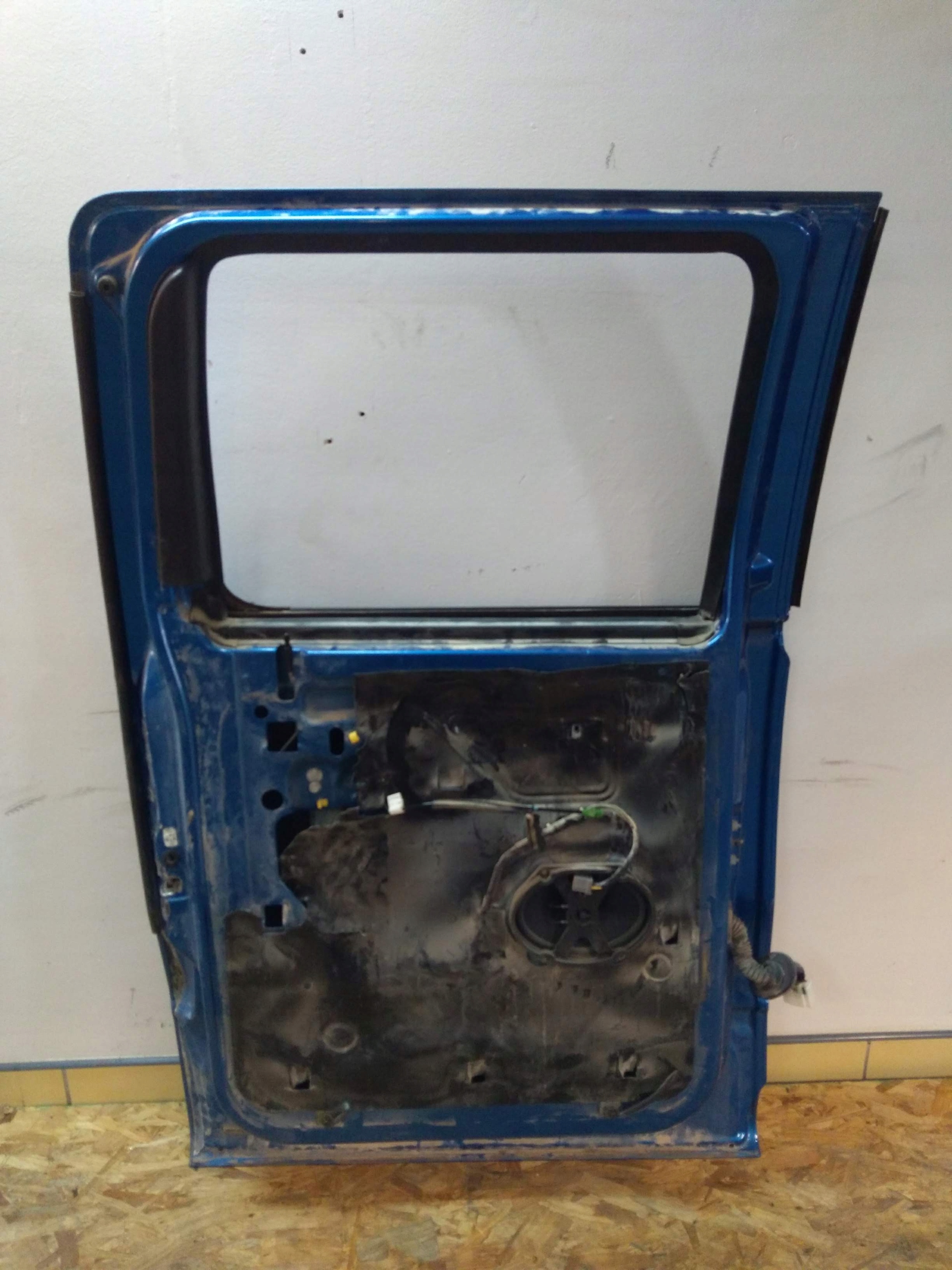 Ford F150 door left rear. 2008-14 XII gen