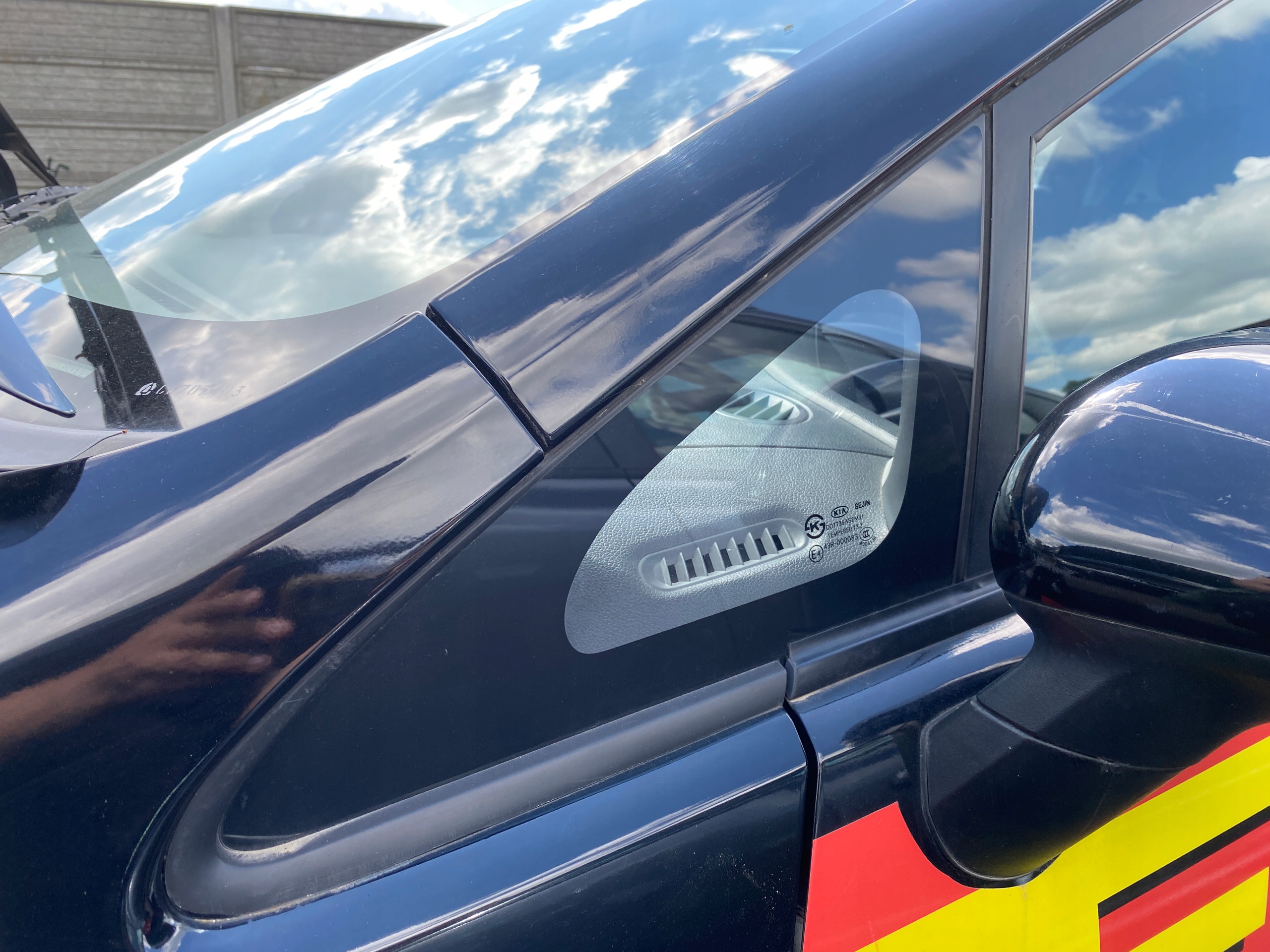 window side bodywork left Kia RIO 3 III 11-17
