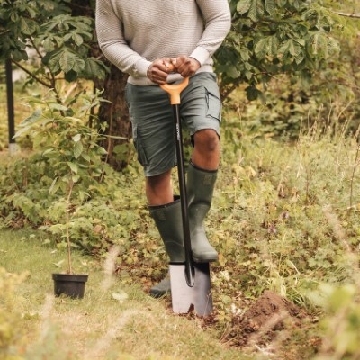 FISKARS Szpadel SOLID prosty metalowy 1066717 łopa Materiał głowicy metal