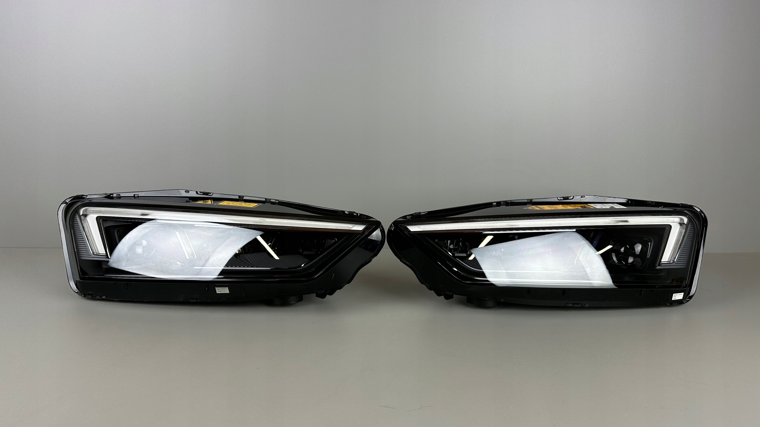 Фара AUDI R8s0 ПОВНИЙ КОМПЛЕКТ LED LASER ЛІВА ПРАВА KOMPLETNAs0941085s0941086