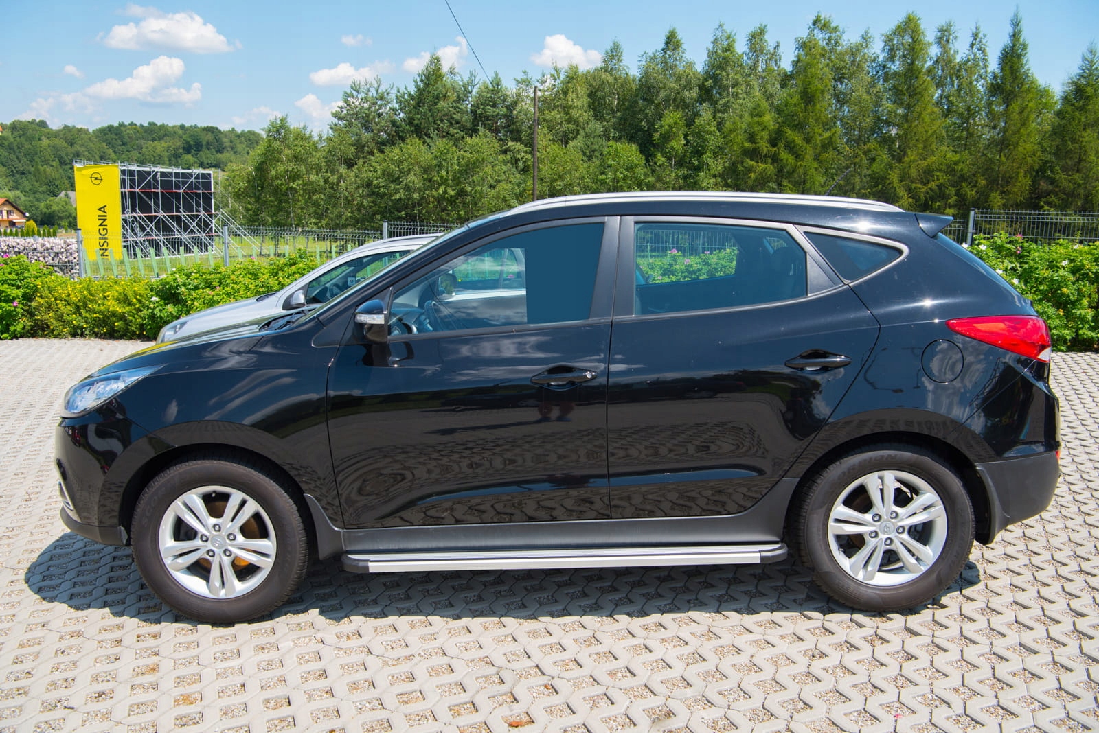 HYUNDAI ix35 2010-2015 STOPNIE BOCZNE PROGI Producent inny