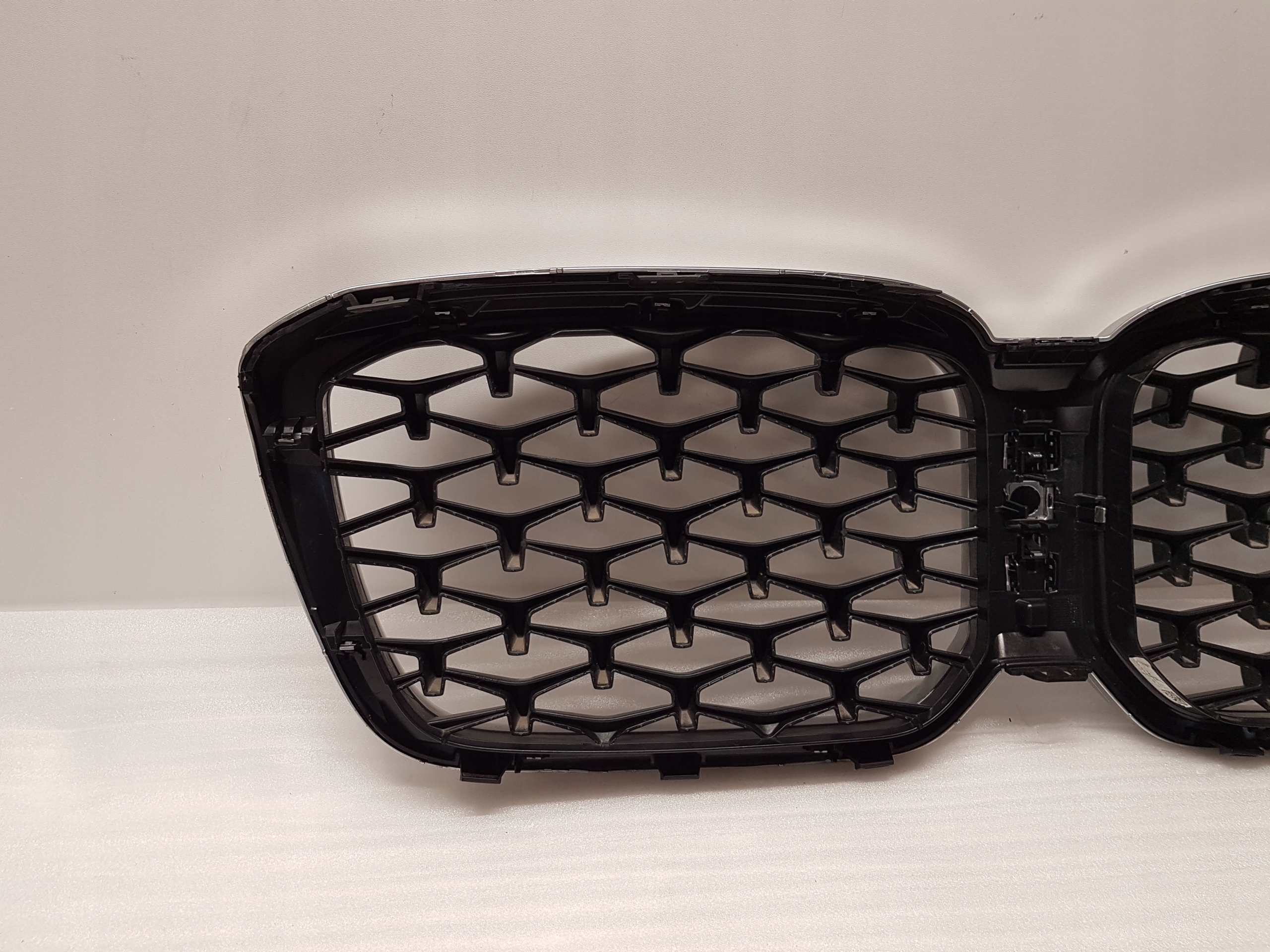 mask NERKI BMW X4 G02 LCI 5A1AC59
