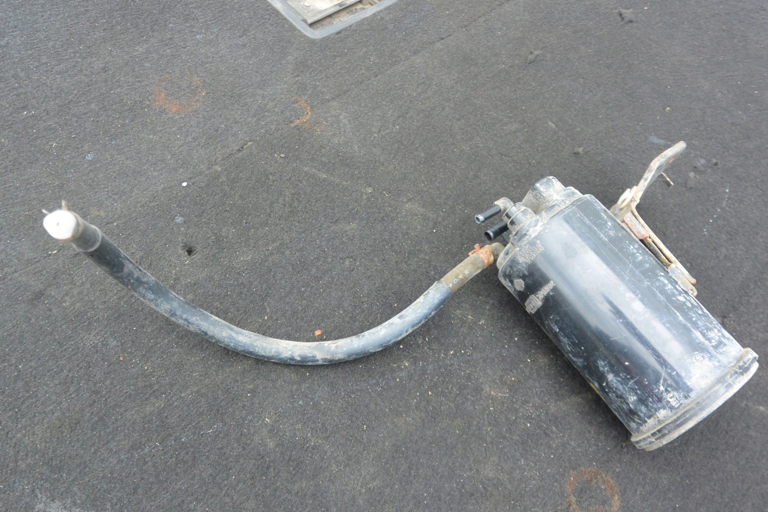 NISSAN MAXIMA A33 FILTRO SERBATOIO OPAROW AL CARBONE