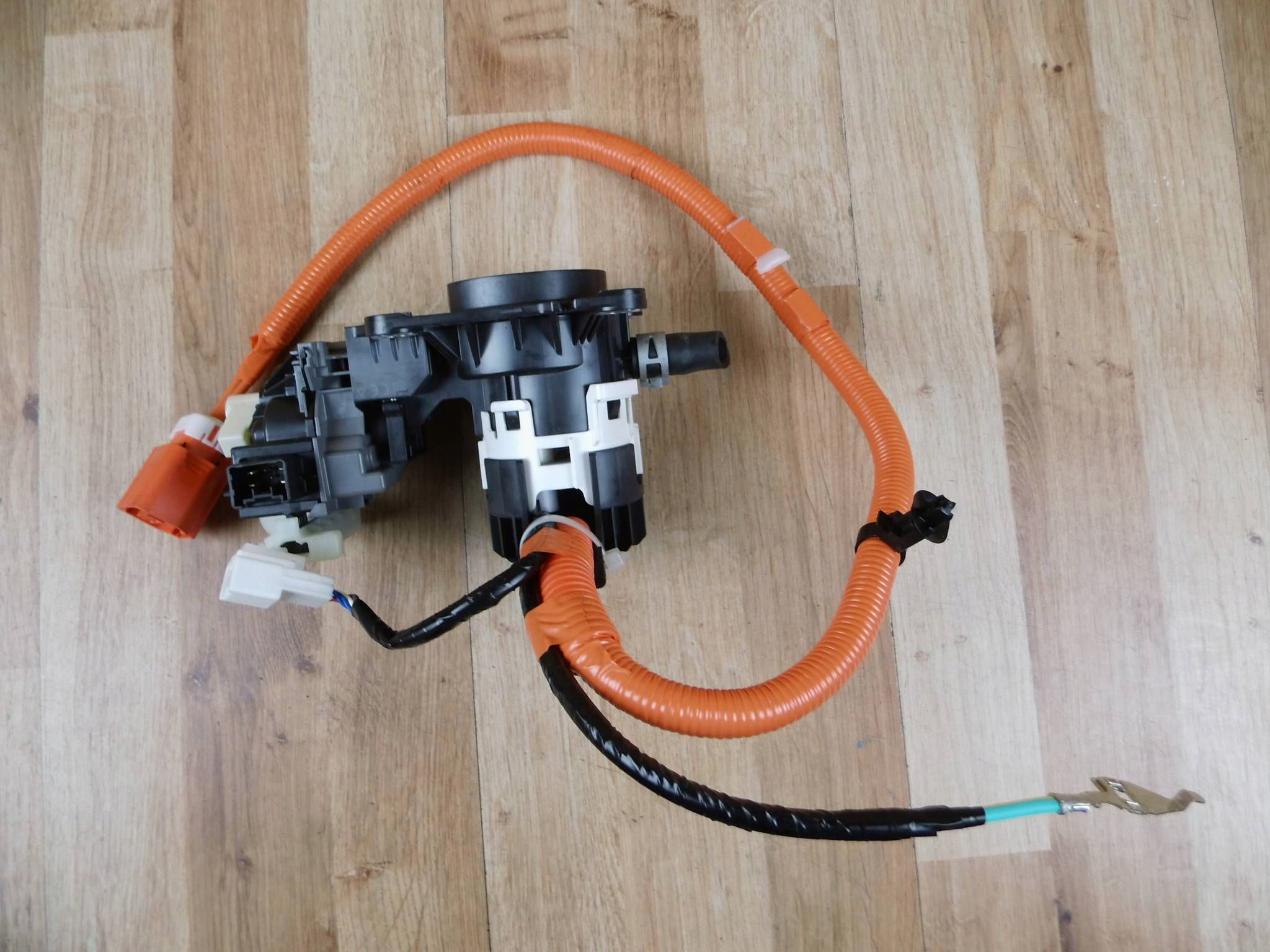 Lexus UX300e adapter ladowania auta G908176020