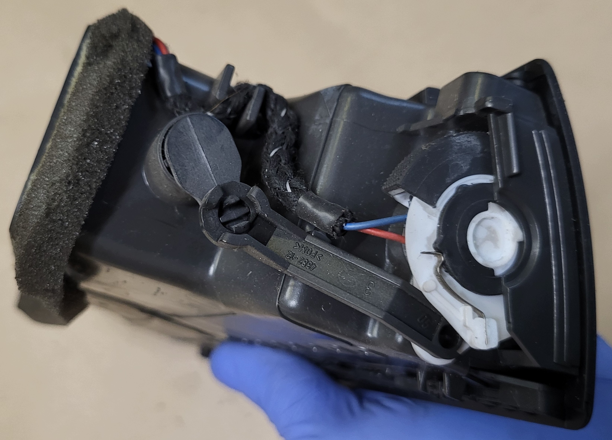 grid air conditioning devices central right left KRATKI AUDI A4 B6 1.9 TDI 8E0820951H OE