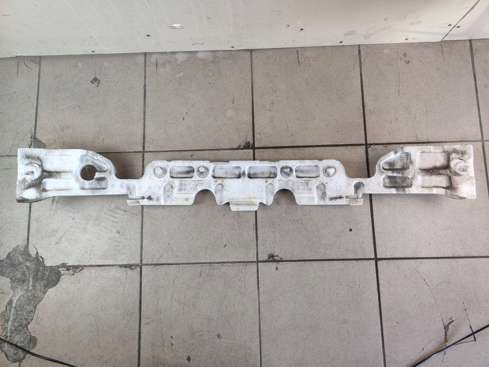 Absorber nárazníku předek Mazda 6 3 GJ 2014 GHP9-50111