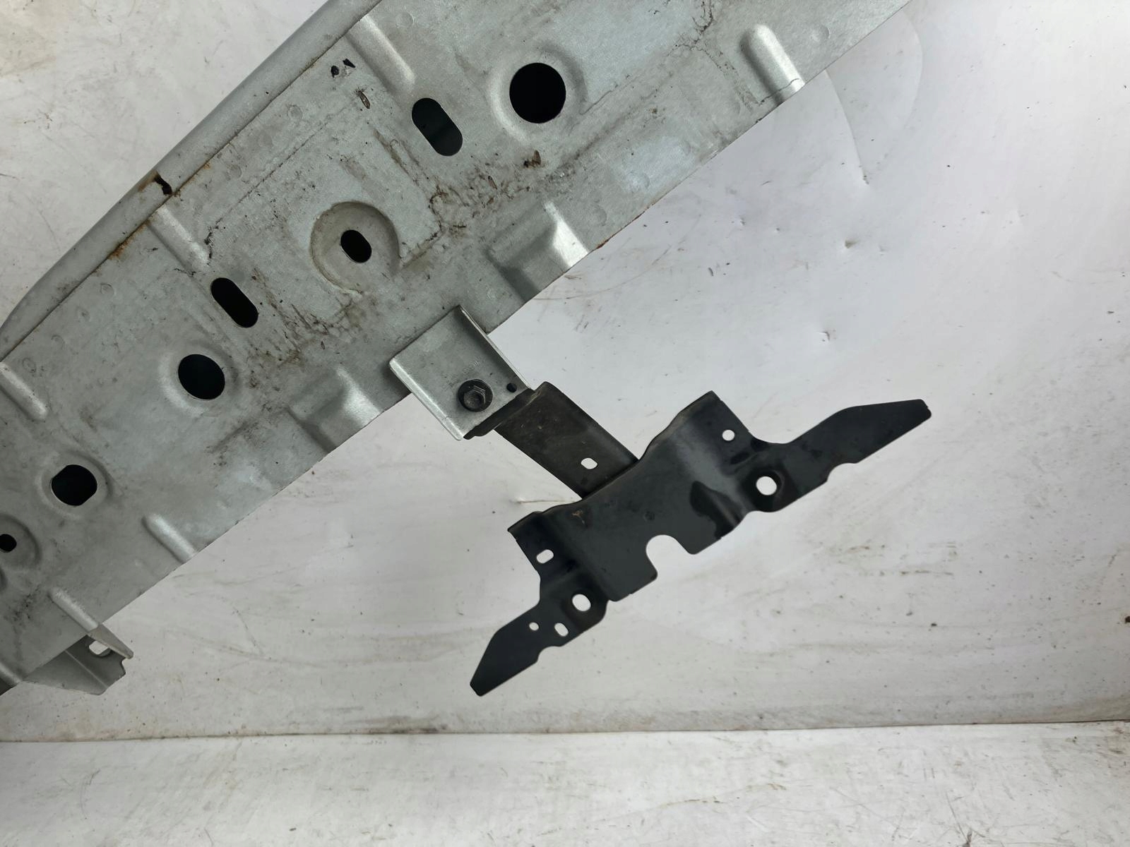 TRAVERSA paraurti Anteriore MAZDA CX-5