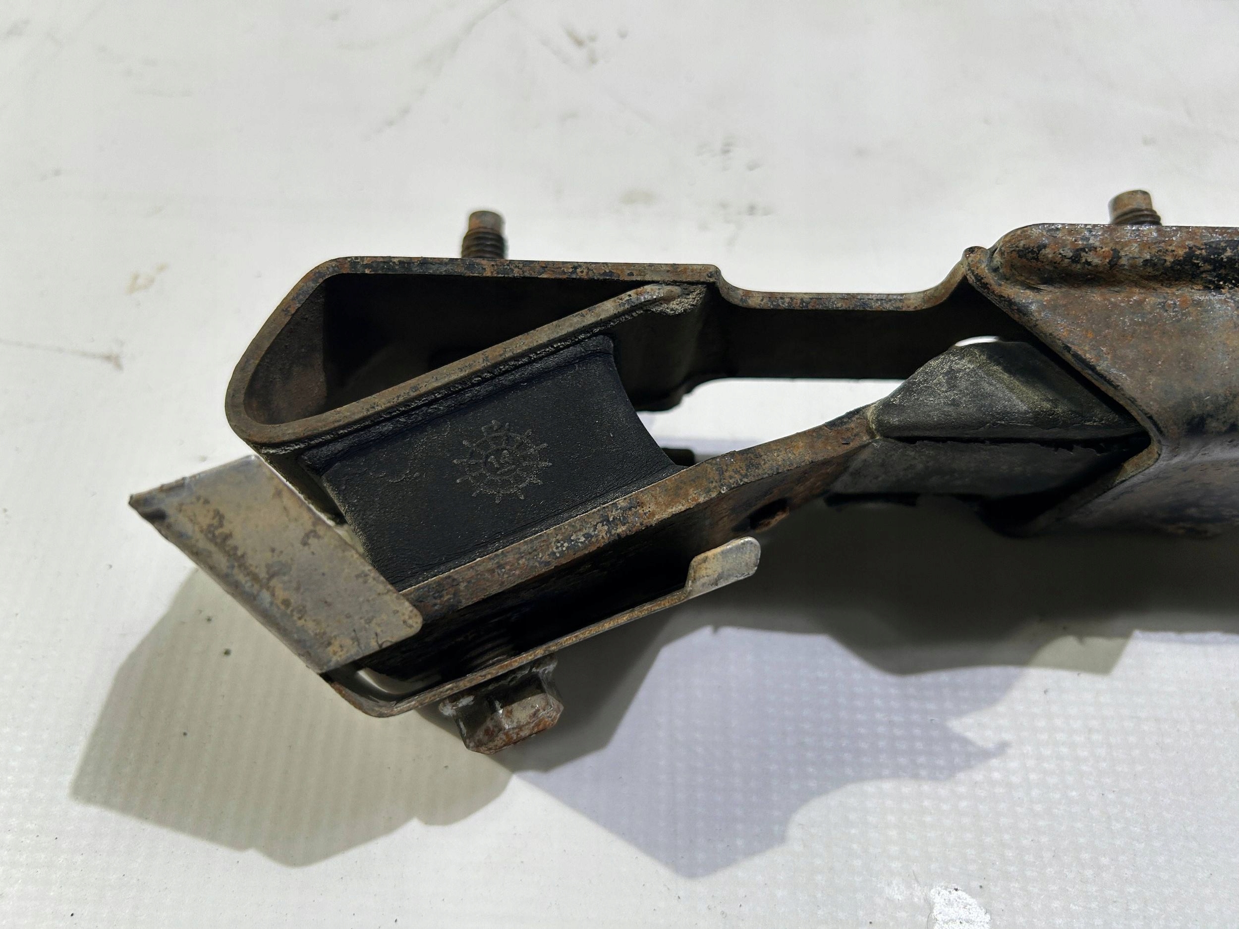 Console Support Support plaque Boîte de vitesse Engrenage Dodge RAM 1500 5.7 2013