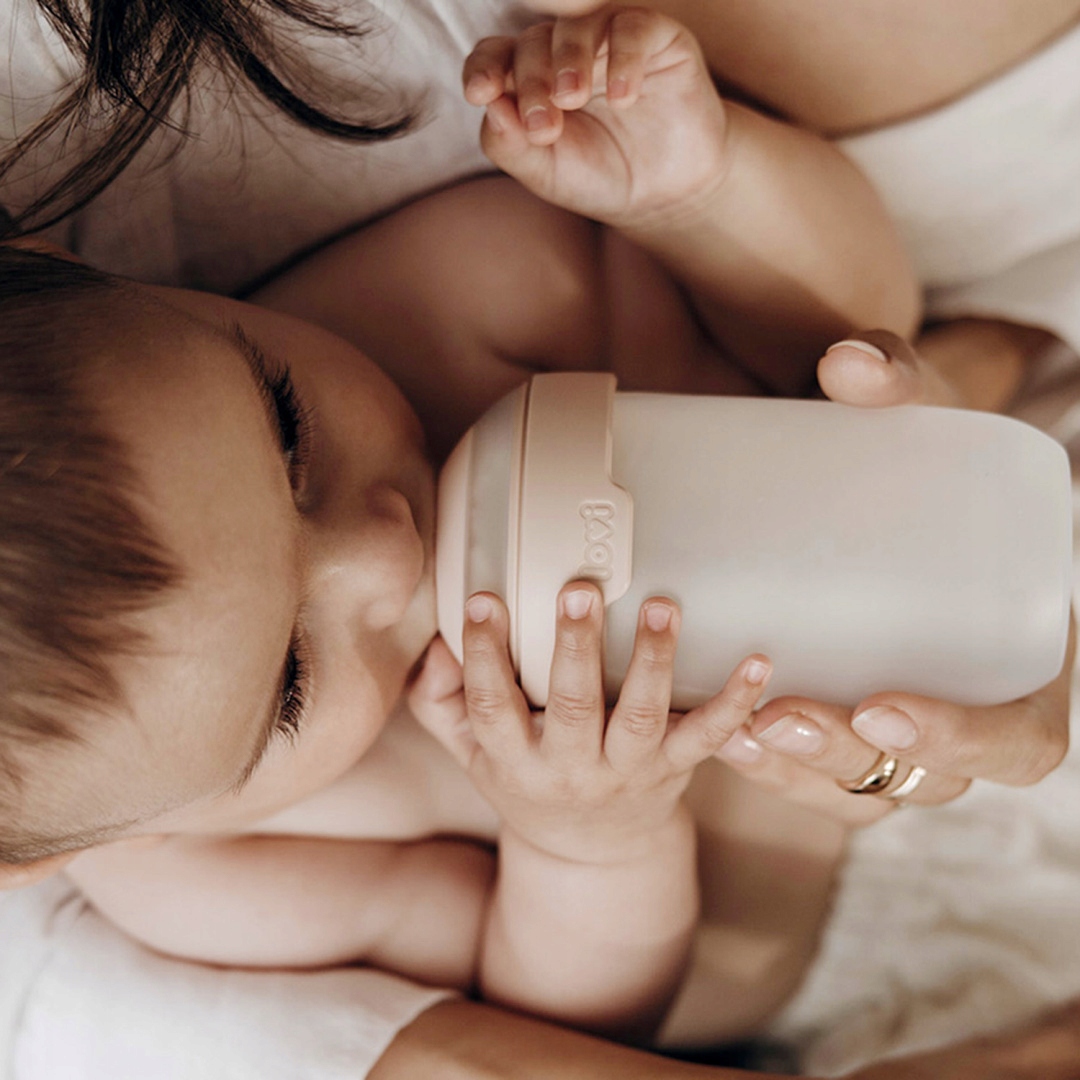 LOVI BUTELKA ANTYKOLKOWA MAMMAFEEL smoczek dynamiczny 150 ml 0+ Pojemność 150 ml