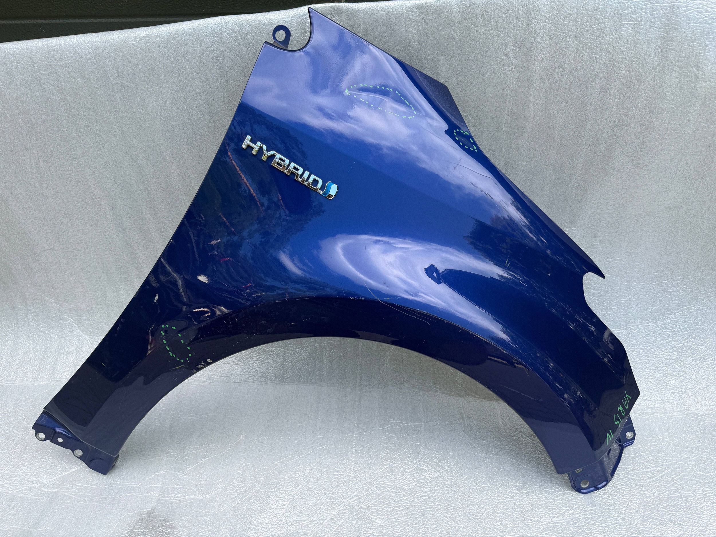 Toyota Yaris 4 IV fender right front front
