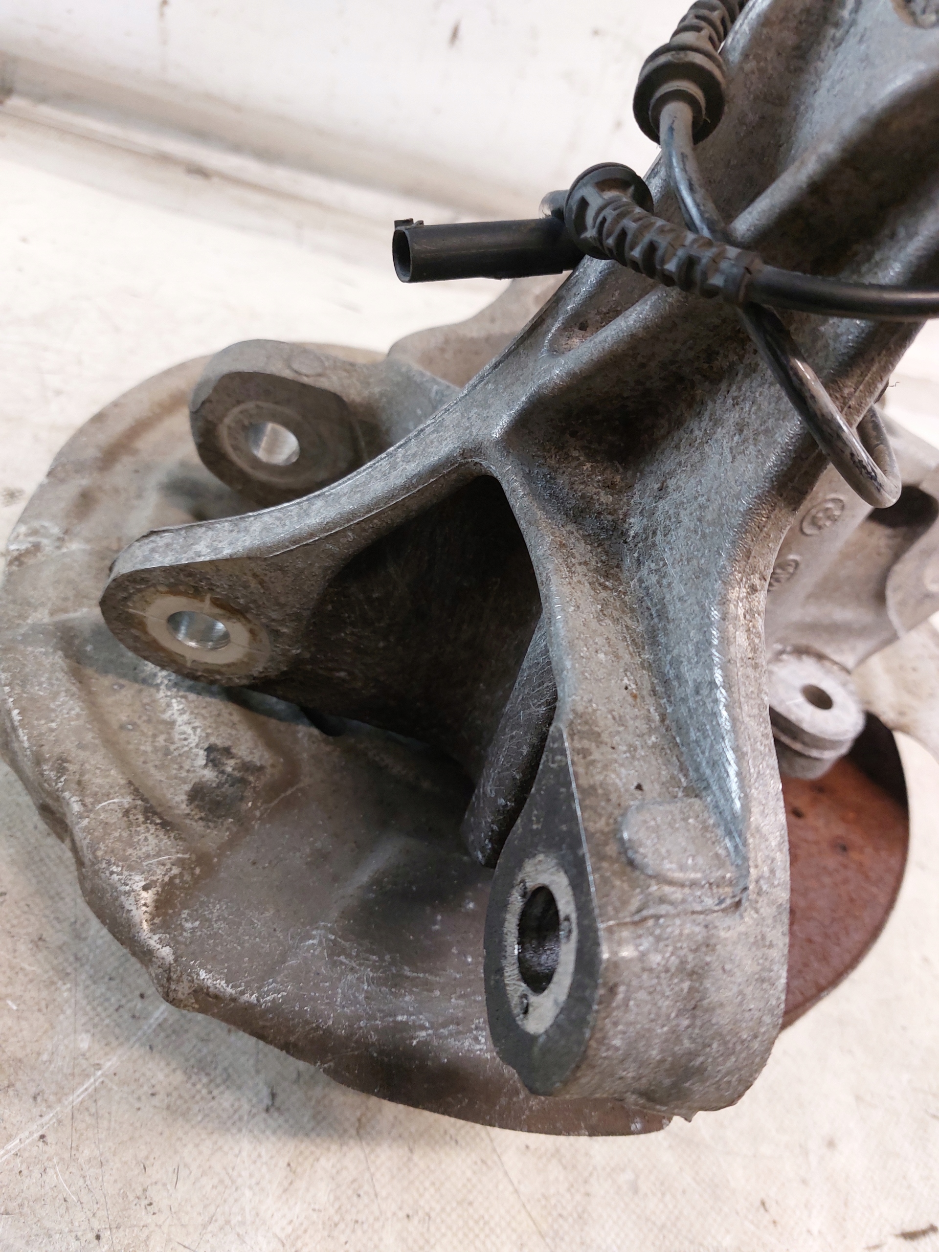 swing right rear BMW F11 2.0D