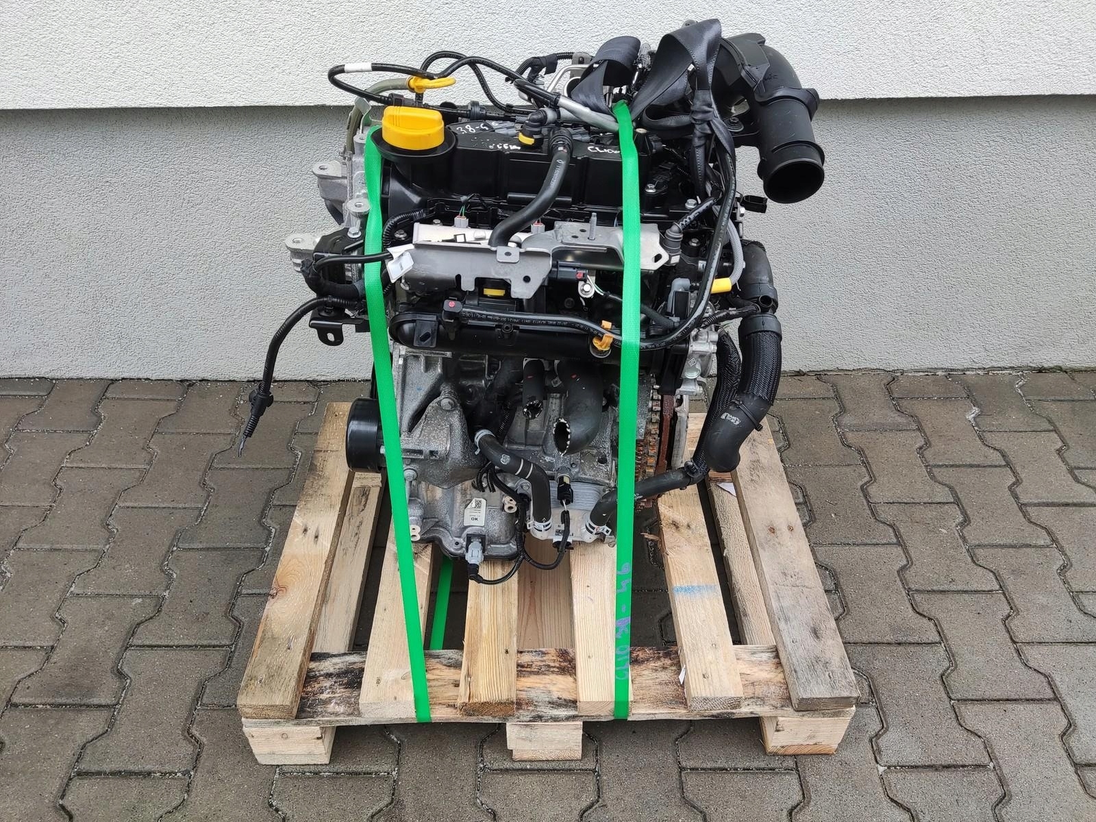 engine complete injectors RENAULT CLIO V 1.0 TCE H4DE470 9.866 KM