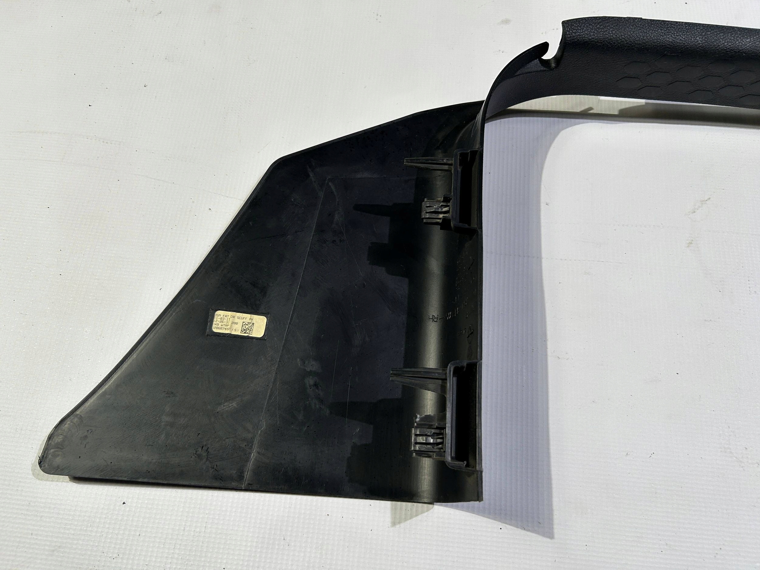 moulding cap threshold threshold right inner Dodge RAM 1500 2013