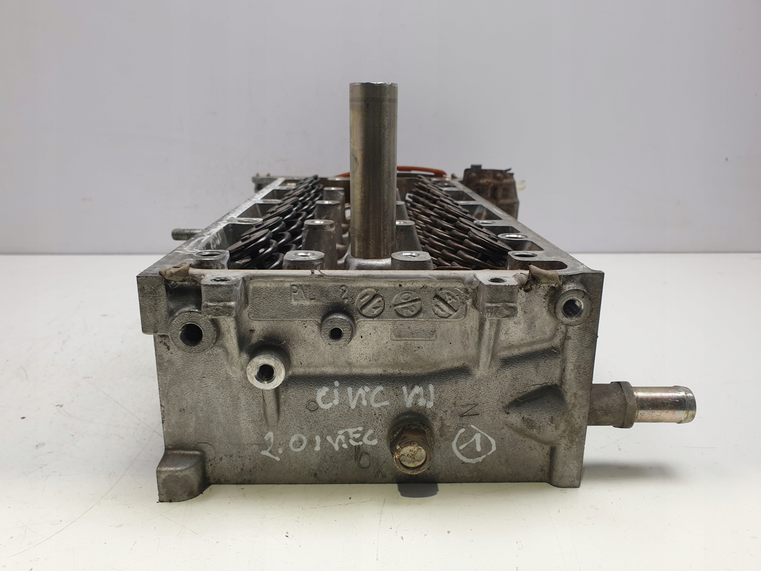 Honda Civic VII 2.0 I-VTEC GŁOWICA CYLINDRÓW Typ silnika Benzyna