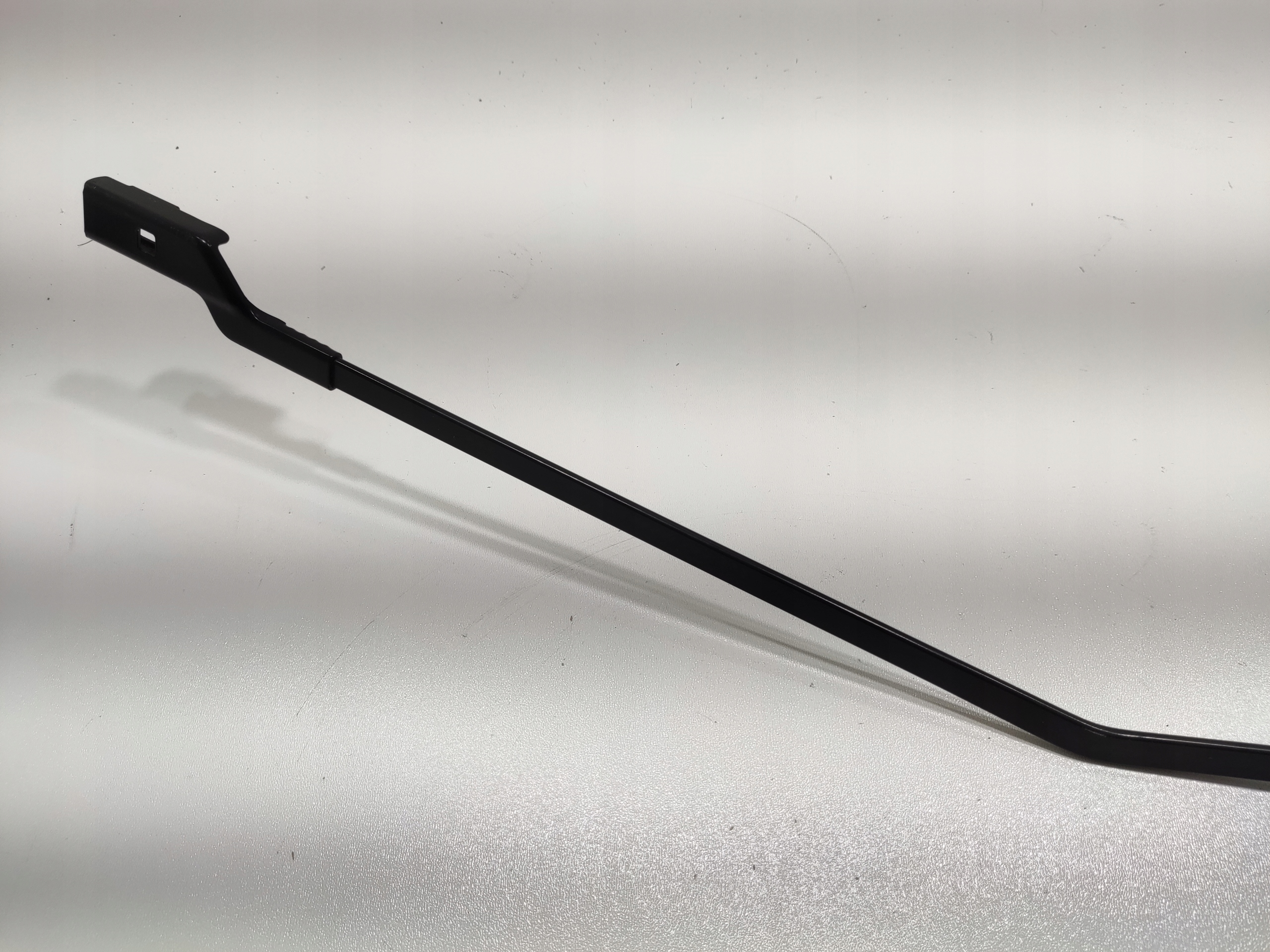 wiper arm front right TRAFIC III VIVARO B 2014-2019 288864419R