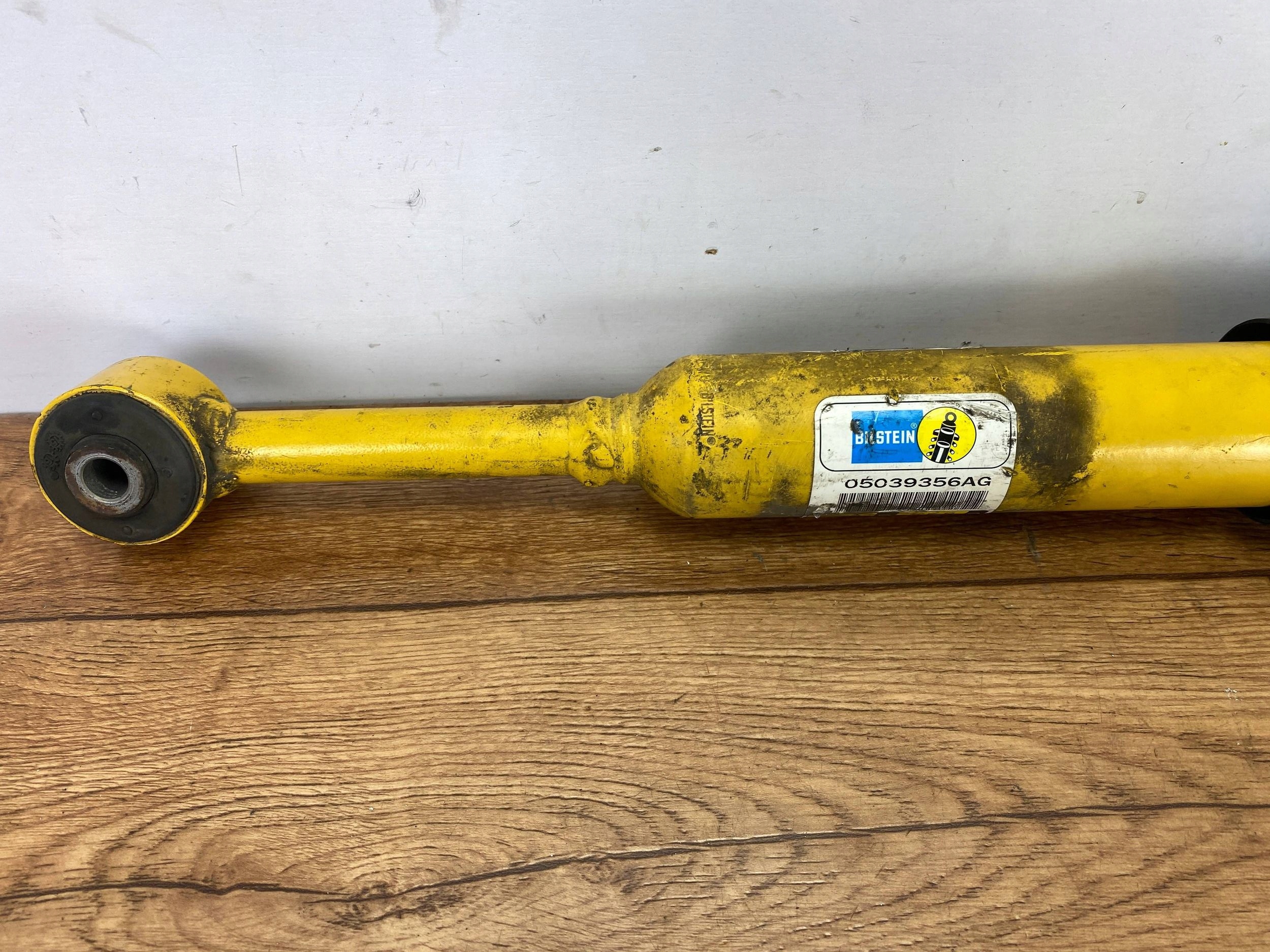 shock absorber rear BILSTEIN Dodge Charger 2015+