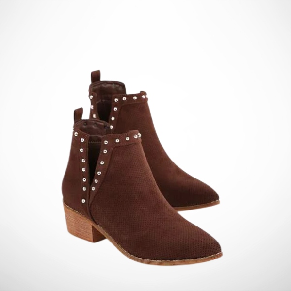 Hnědé dámské kotníkové boty na špici s prolamovaným svrškem a výřezem 2359B vel. 37