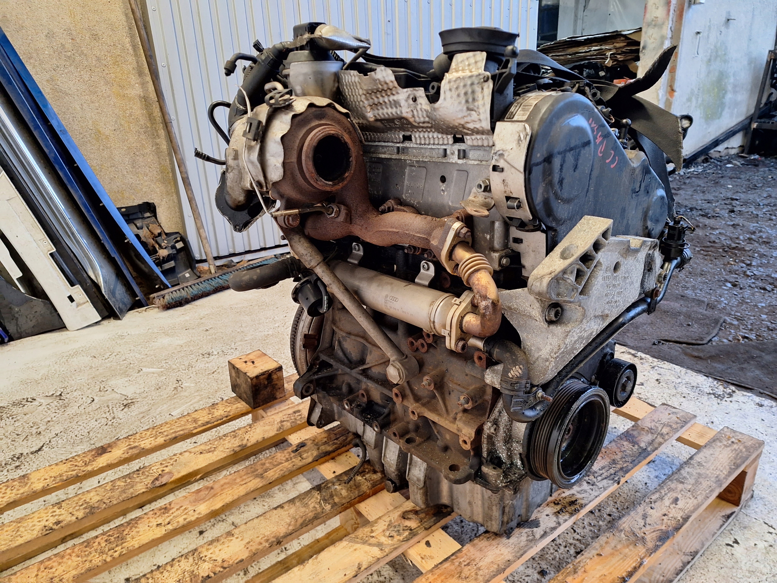VOLKSWAGEN SEAT SKODA AUDI engine 2.0 TDI CBB 170KM