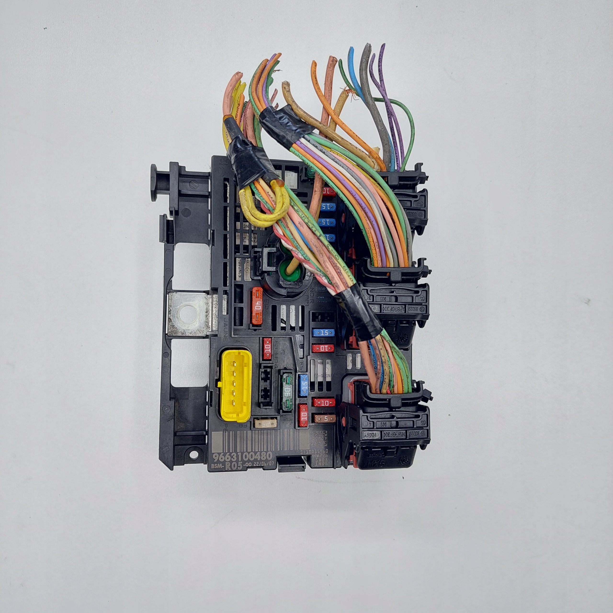 PEUGEOT CITROEN SKRZYNKA BEZPIECZNIKÓW R05 BSM 9663100480